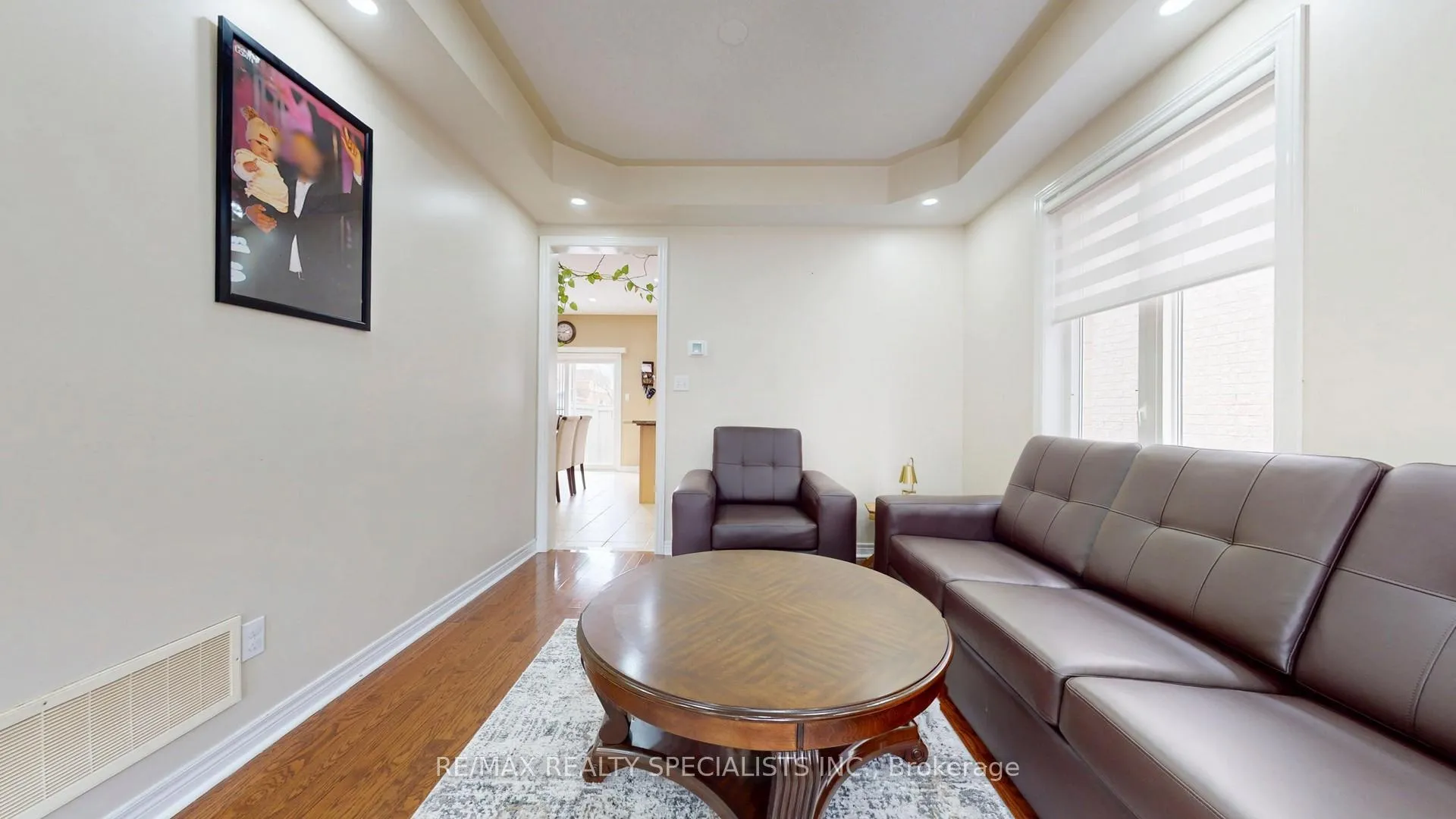 Photo 10 of 16 Redearth Gate, Brampton, Bram East — HOMEH