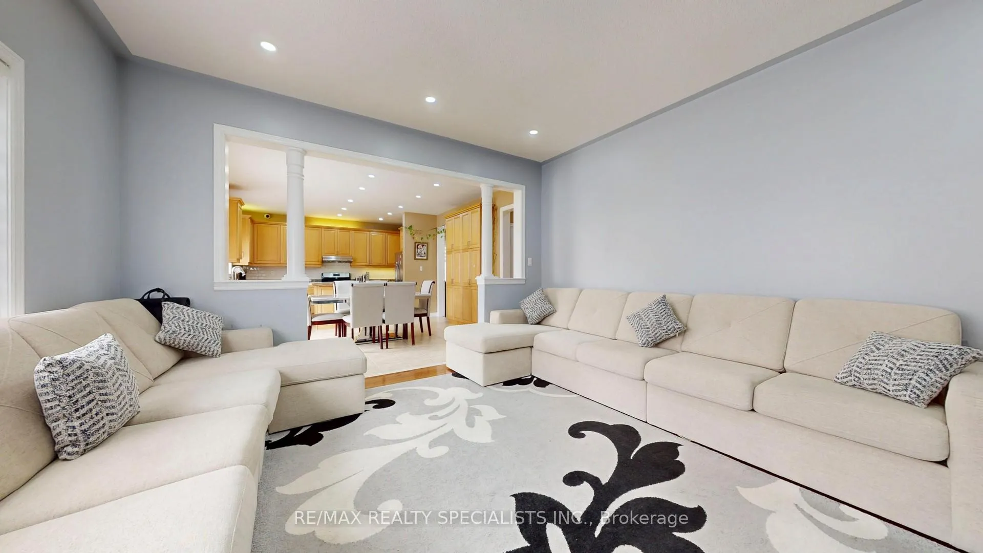 Photo 19 of 16 Redearth Gate, Brampton, Bram East — HOMEH