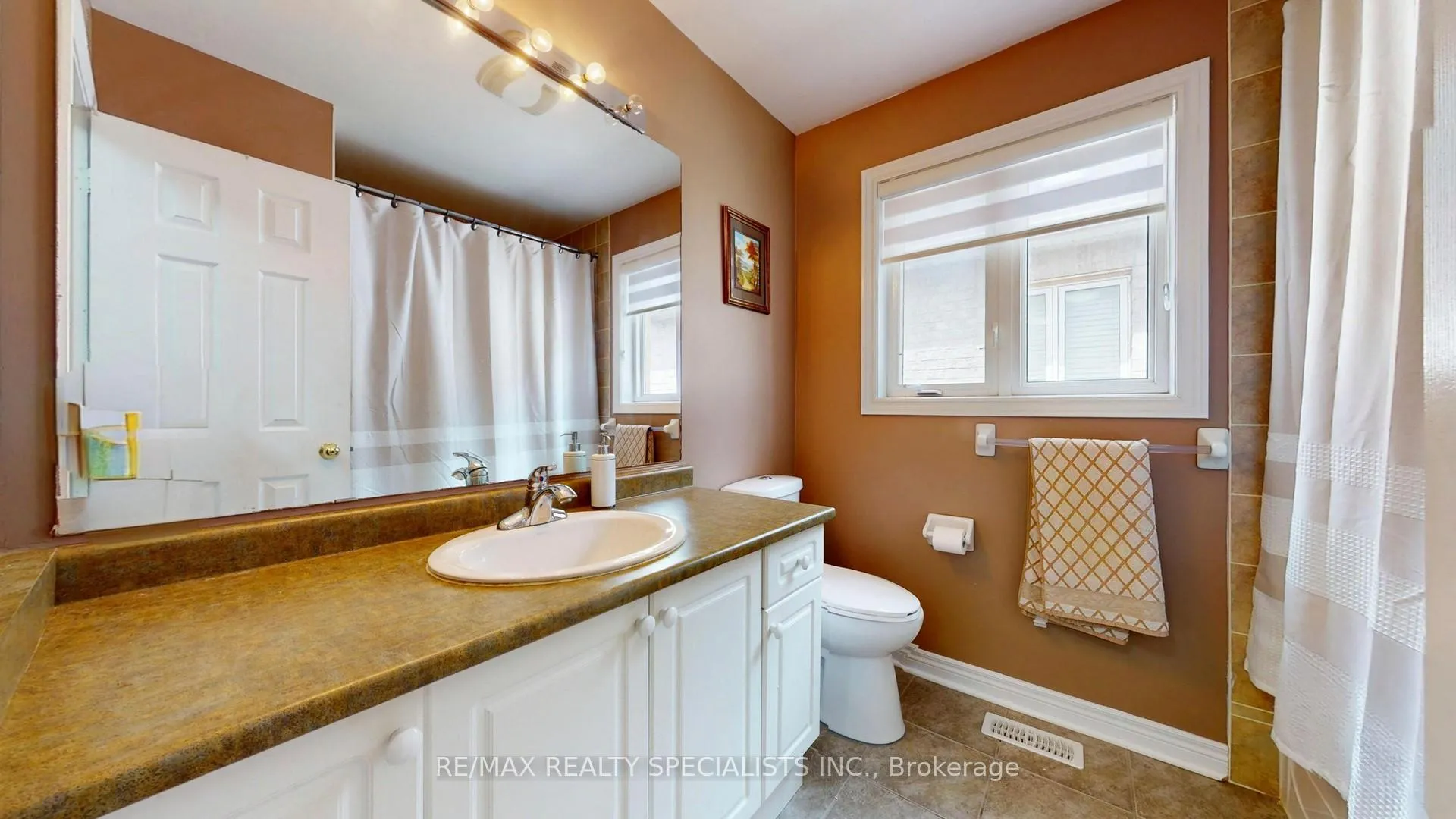 Photo 20 of 16 Redearth Gate, Brampton, Bram East — HOMEH