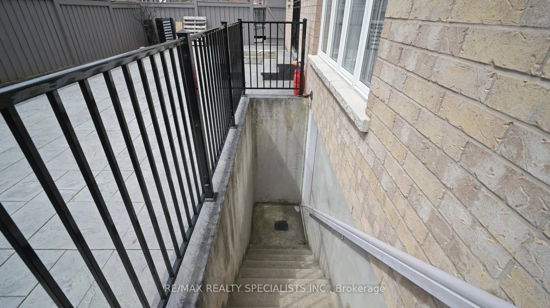 Photo 46 of 16 Redearth Gate, Brampton, Bram East — HOMEH