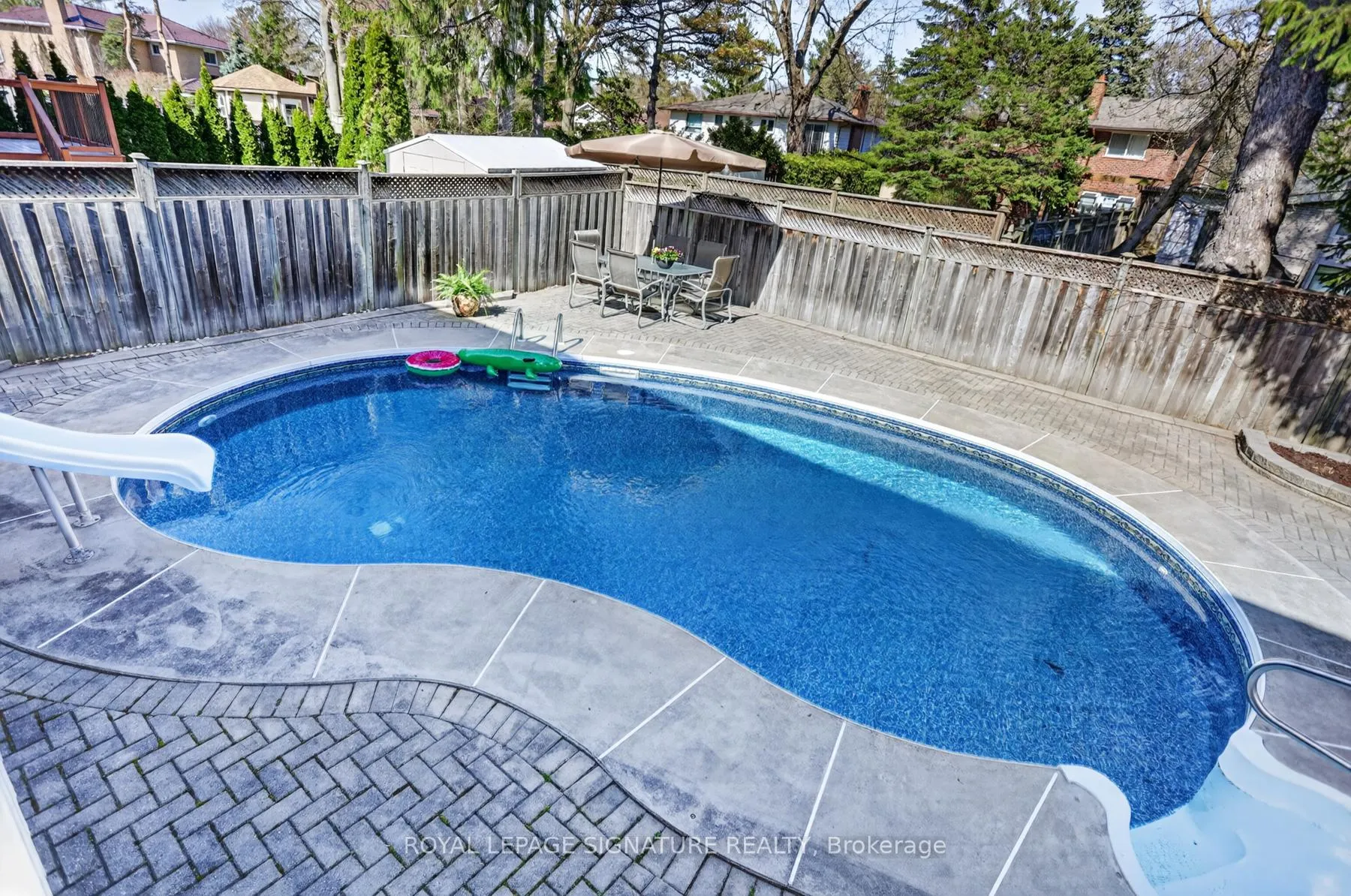 Photo 24 of 21 Romac Drive, Scarborough, Highland Creek — HOMEH