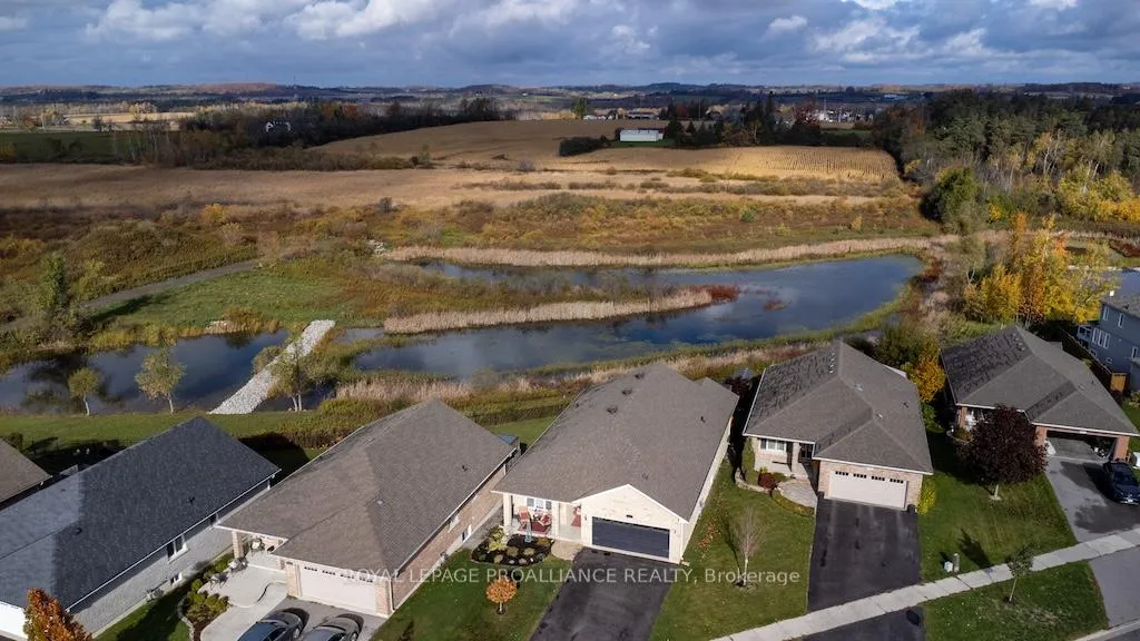 Photo 1 of 1445 Ireland Drive, Peterborough, Monaghan Ward 2 — HOMEH