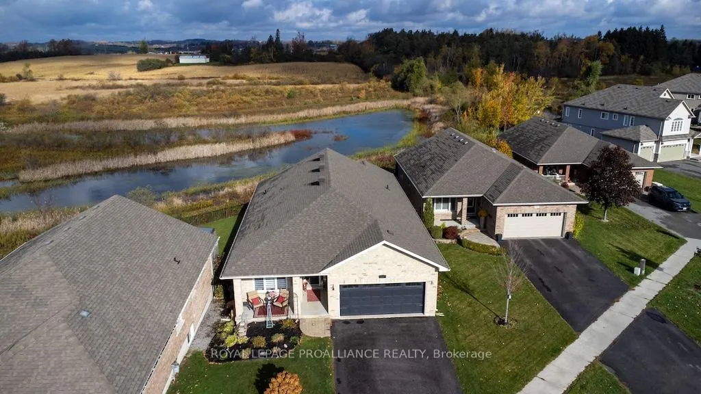 Photo 2 of 1445 Ireland Drive, Peterborough, Monaghan Ward 2 — HOMEH