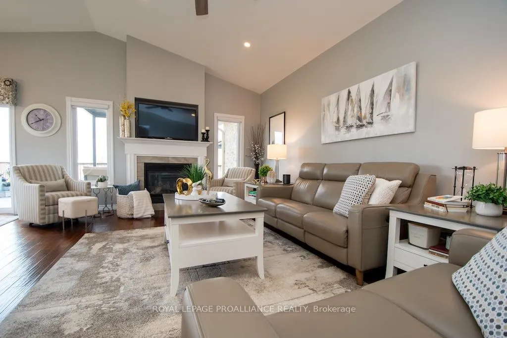 Photo 18 of 1445 Ireland Drive, Peterborough, Monaghan Ward 2 — HOMEH