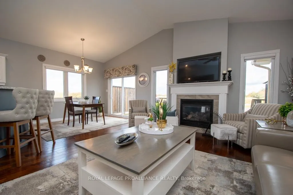 Photo 19 of 1445 Ireland Drive, Peterborough, Monaghan Ward 2 — HOMEH