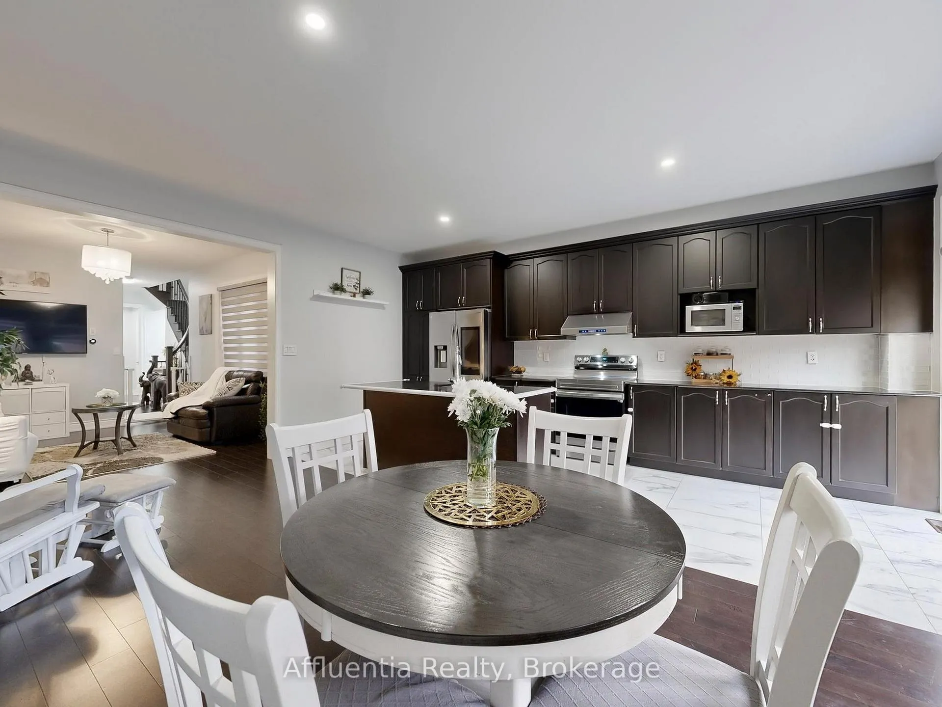 Photo 12 of 89 Titan Trail, Markham, Cedarwood — HOMEH