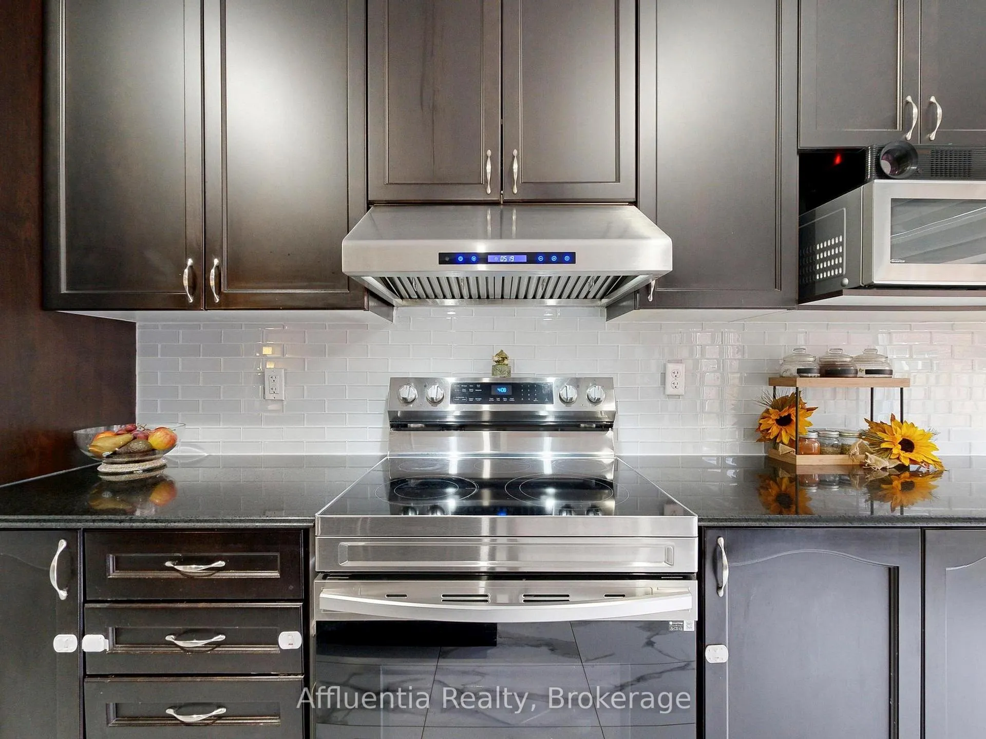 Photo 18 of 89 Titan Trail, Markham, Cedarwood — HOMEH