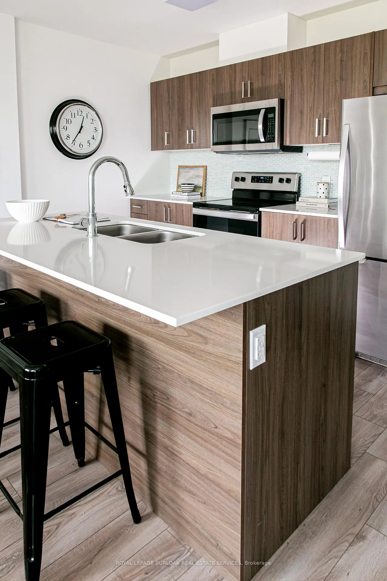 Photo 9 of Unit 206, 455 Charlton Avenue E, Hamilton, Stinson — HOMEH