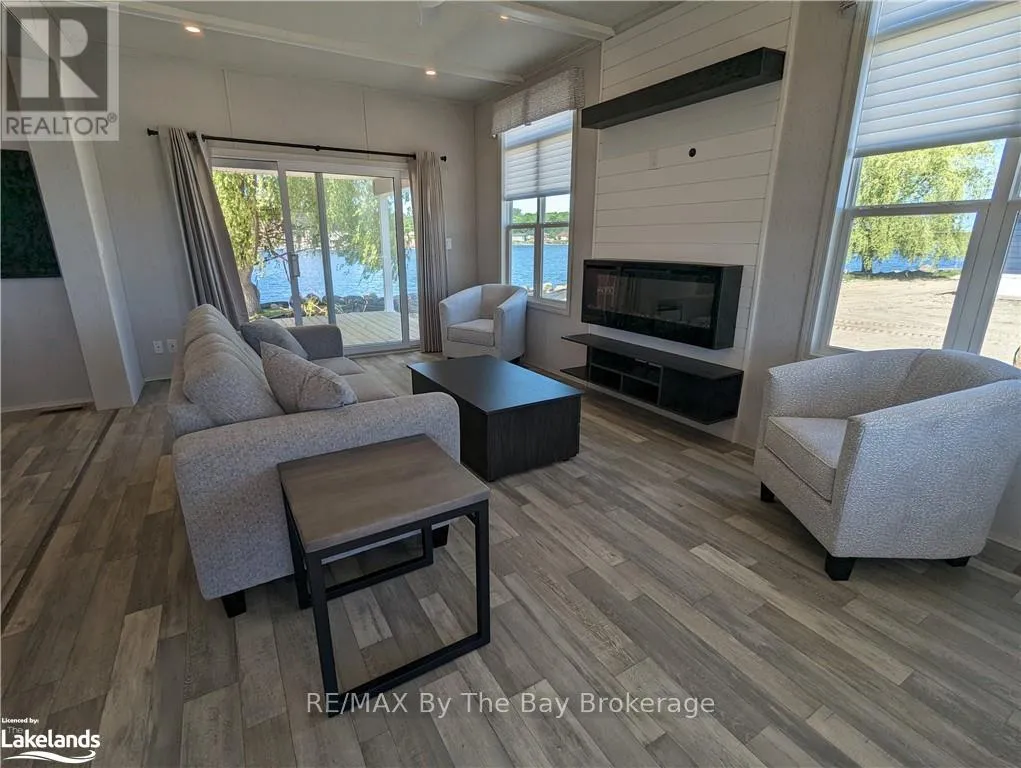 Photo 3 of Unit 47, 3282 Ogdens Beach Road, Midland — HOMEH