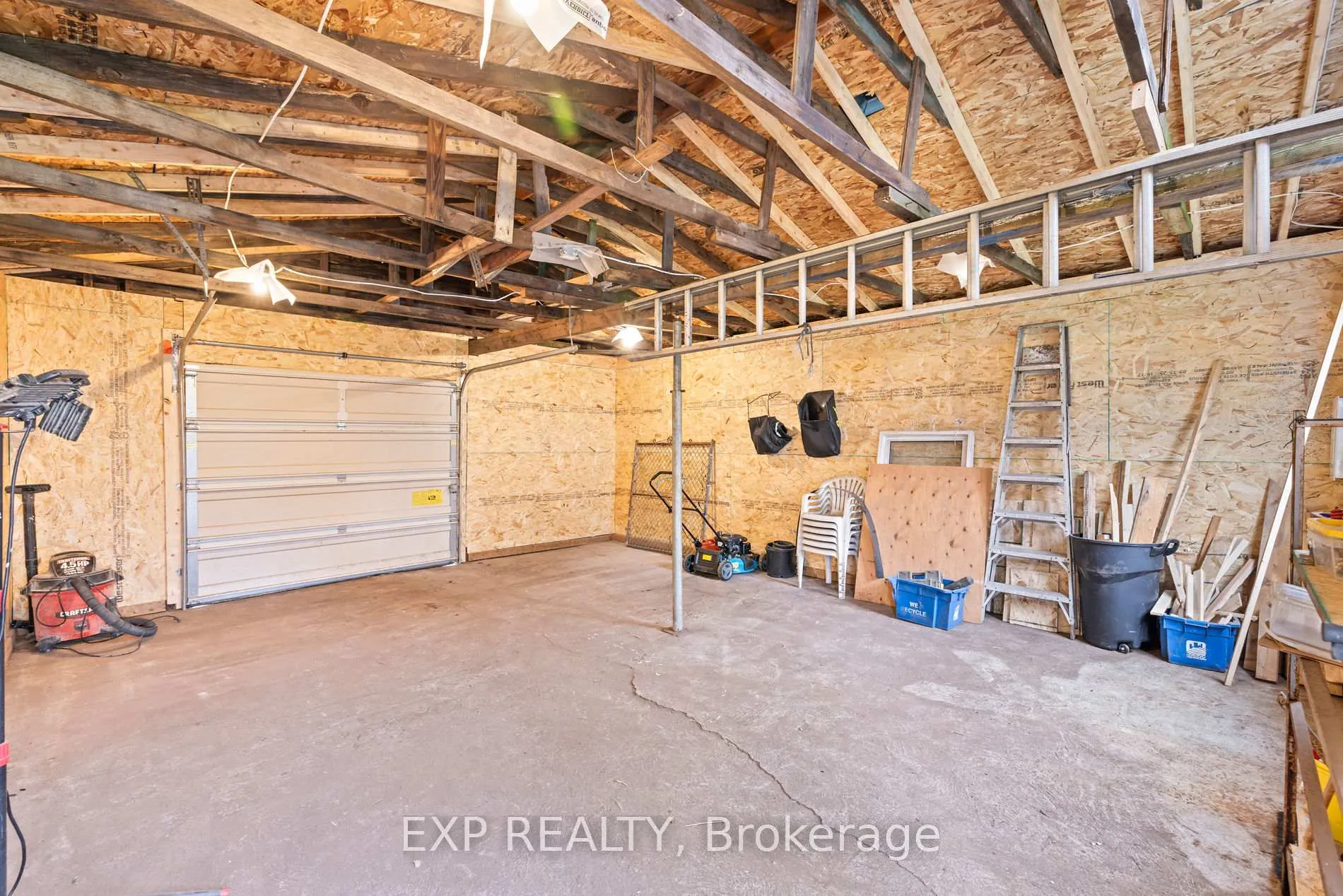 Photo 7 of 24 East 24th Street, Hamilton, Eastmount — HOMEH