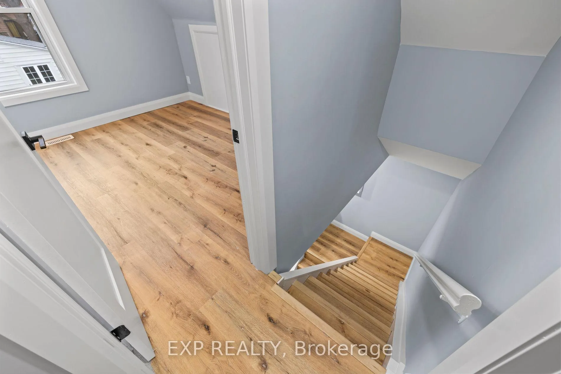 Photo 24 of 24 East 24th Street, Hamilton, Eastmount — HOMEH