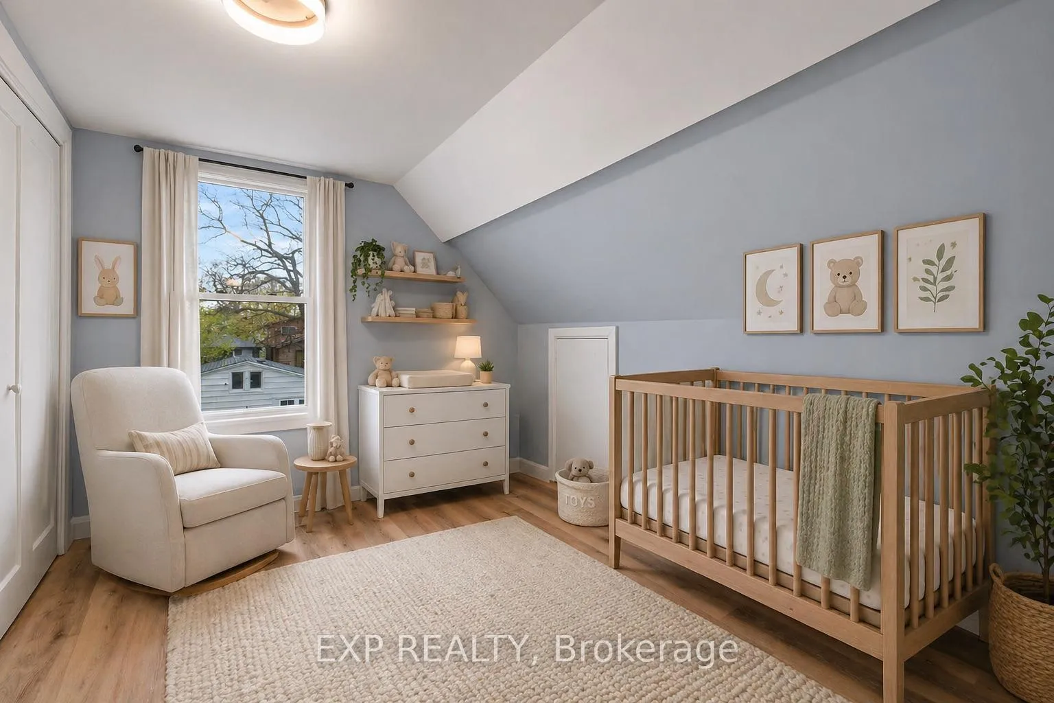 Photo 29 of 24 East 24th Street, Hamilton, Eastmount — HOMEH