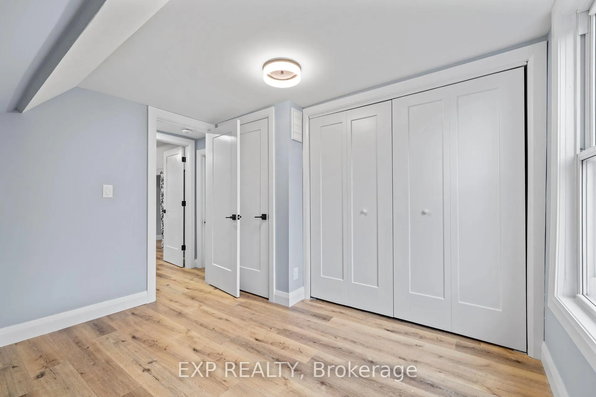 Photo 31 of 24 East 24th Street, Hamilton, Eastmount — HOMEH
