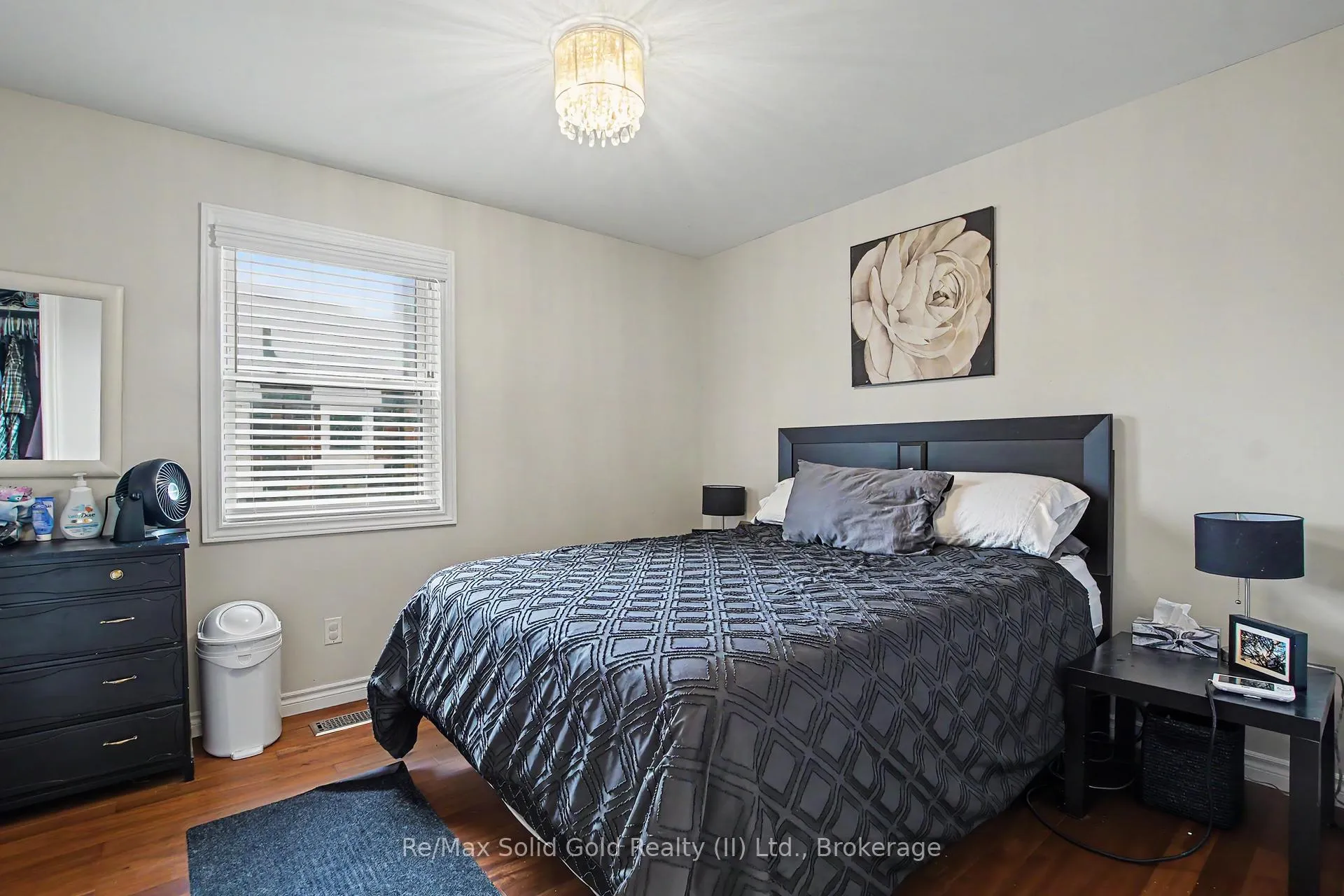 Photo 6 of 241 Guelph Avenue, Cambridge, Silver Heights — HOMEH