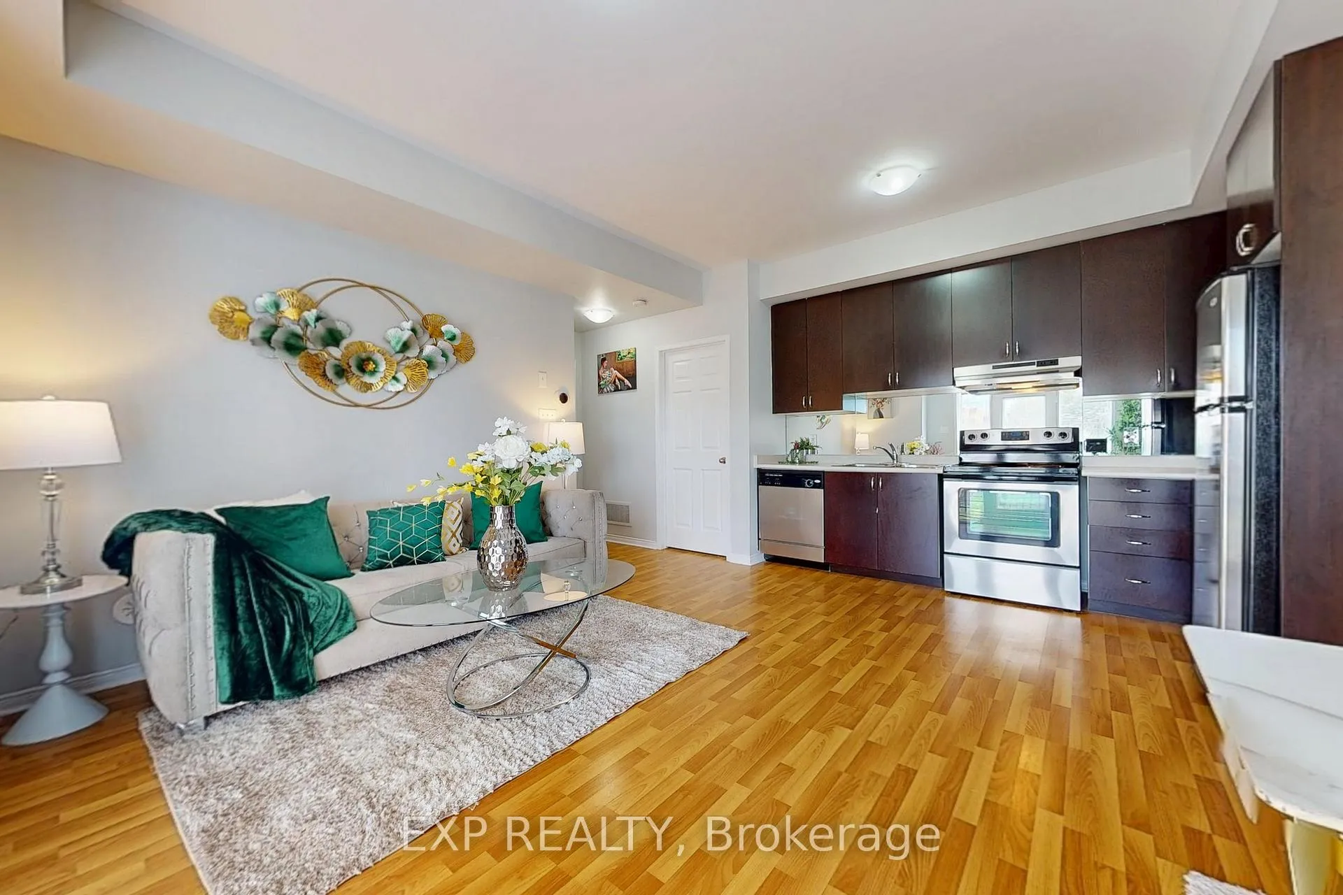 Photo 16 of Unit 32, 60 Fairwood Circle, Brampton, Sandringham-Wellington — HOMEH