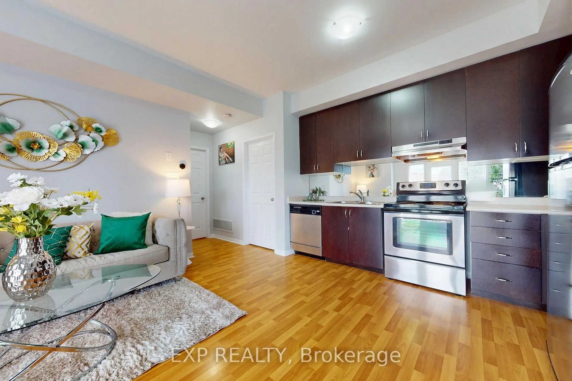 Photo 17 of Unit 32, 60 Fairwood Circle, Brampton, Sandringham-Wellington — HOMEH