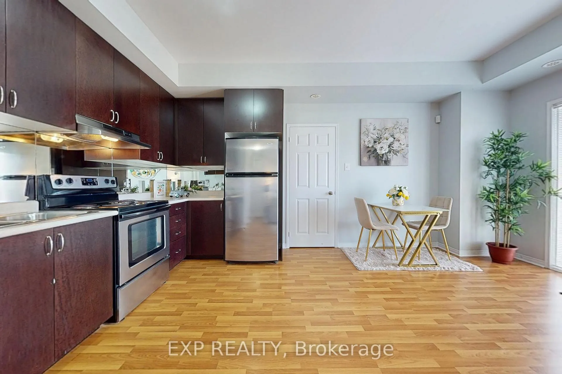 Photo 18 of Unit 32, 60 Fairwood Circle, Brampton, Sandringham-Wellington — HOMEH