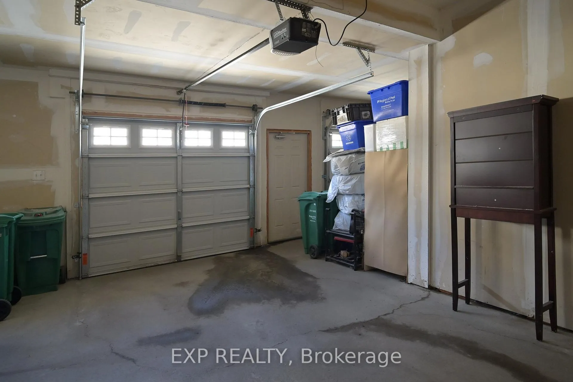 Photo 30 of Unit 32, 60 Fairwood Circle, Brampton, Sandringham-Wellington — HOMEH
