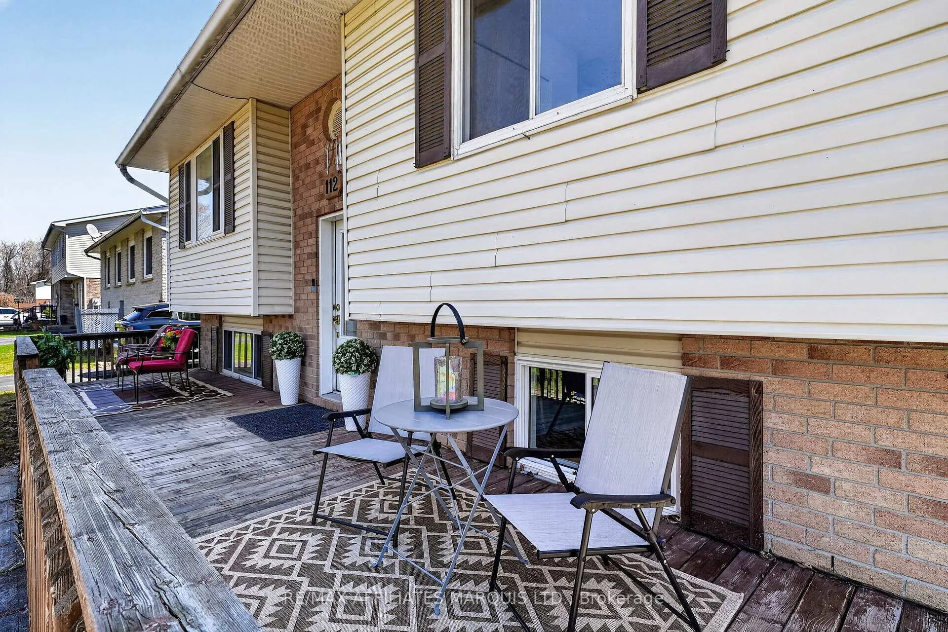 Photo 2 of 112 Glen Oaks Court, Cornwall — HOMEH