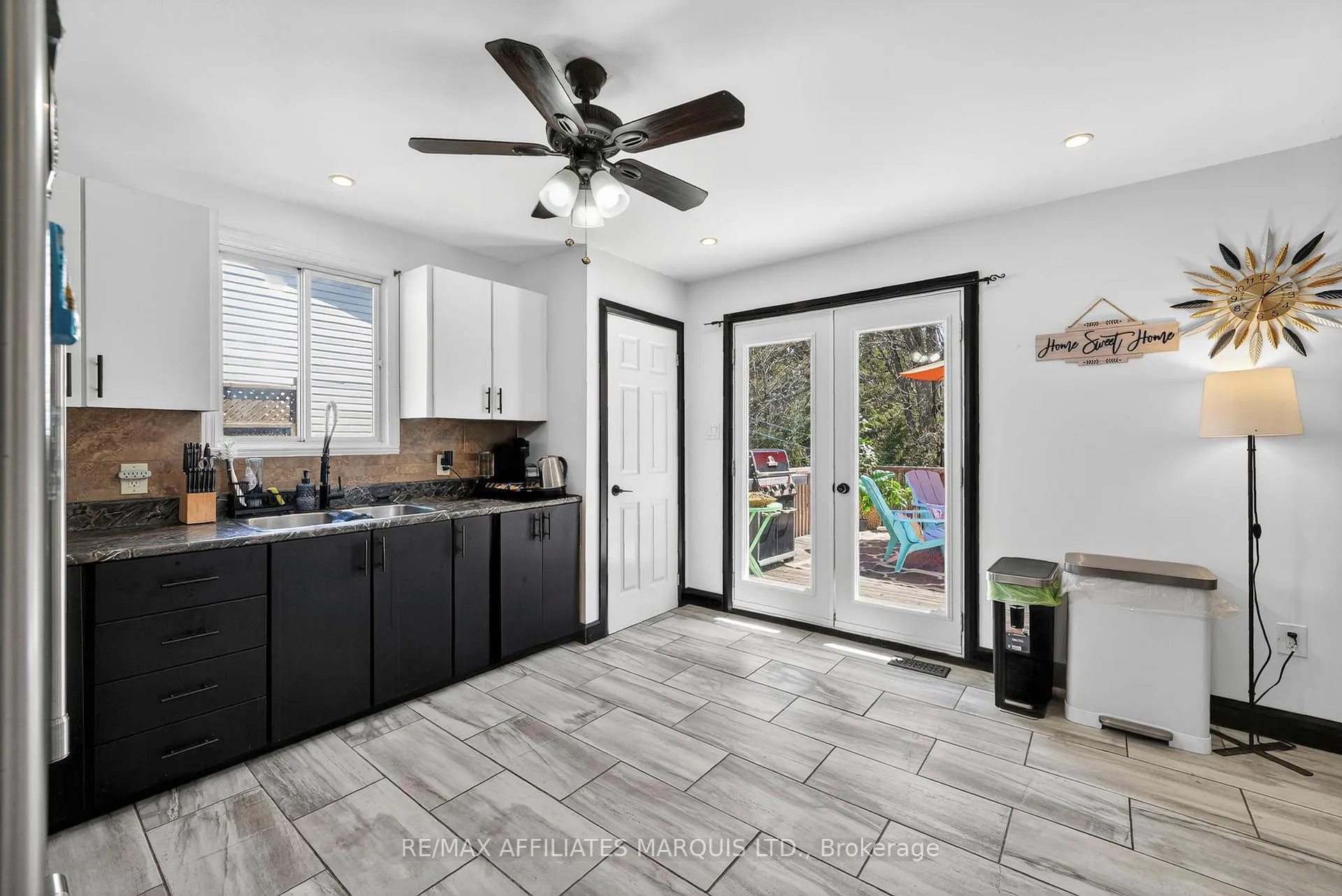 Photo 14 of 112 Glen Oaks Court, Cornwall — HOMEH