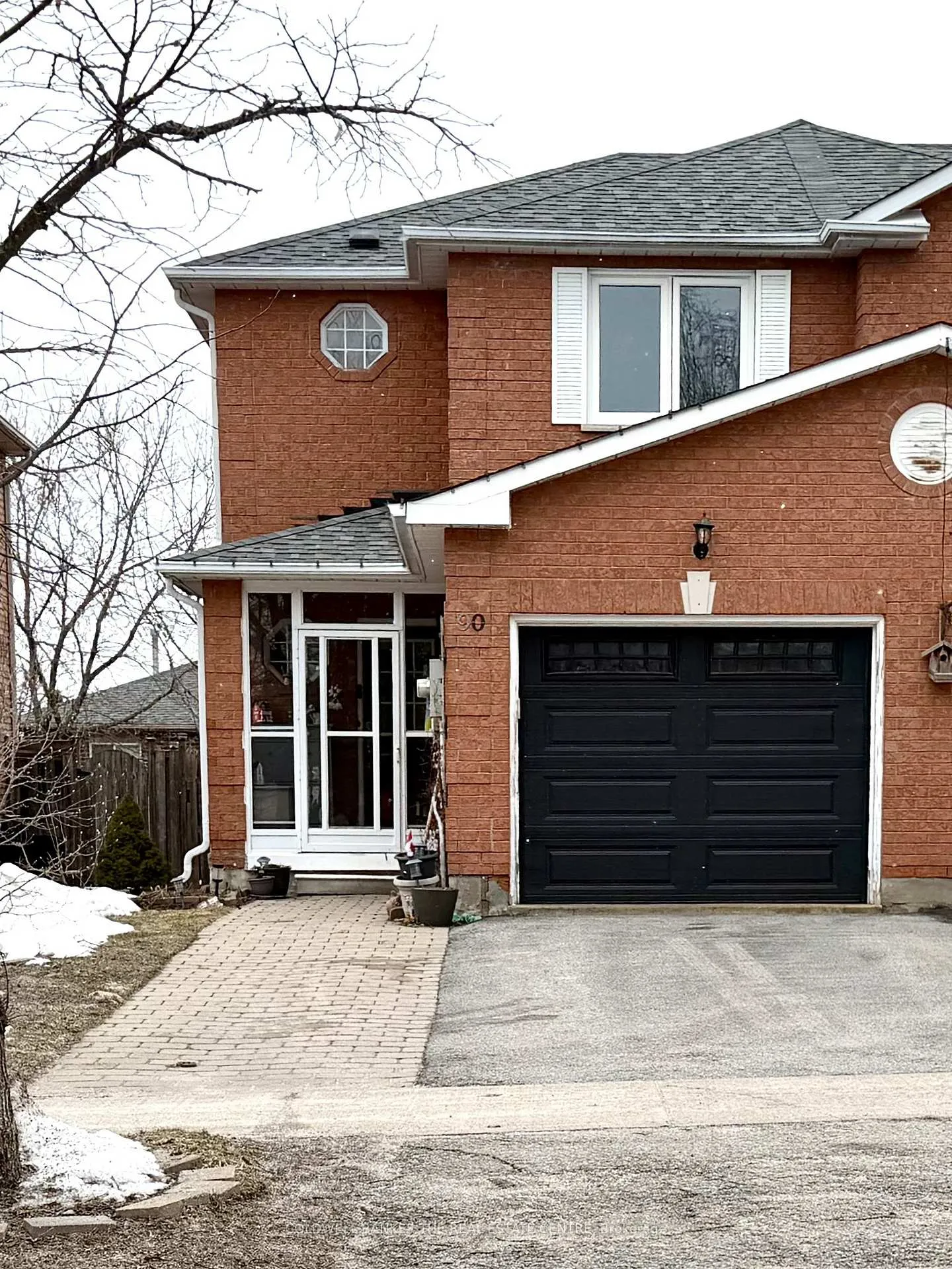 Photo 3 of 90 Bruce Crescent, Barrie, Bayshore — HOMEH