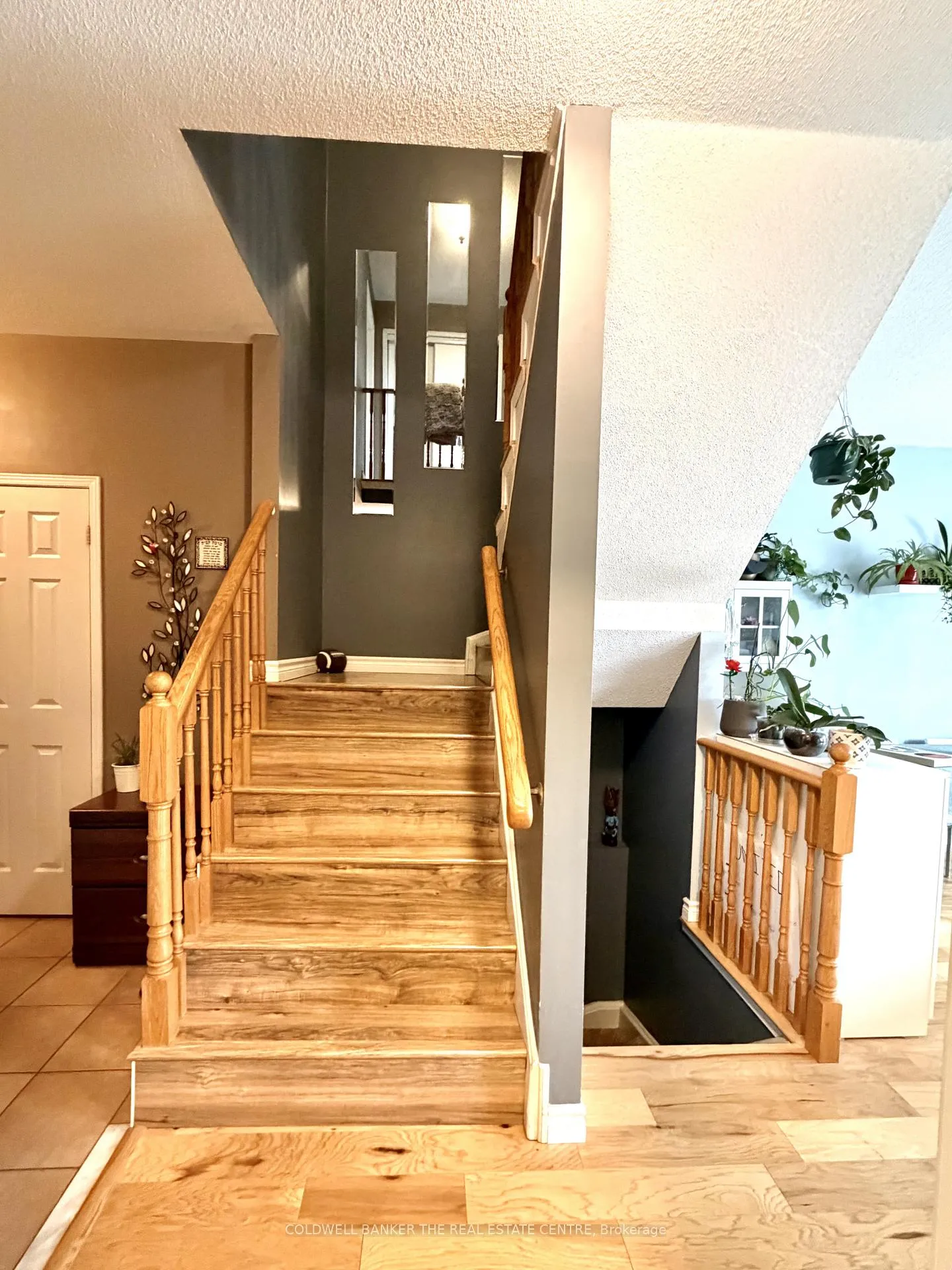 Photo 20 of 90 Bruce Crescent, Barrie, Bayshore — HOMEH