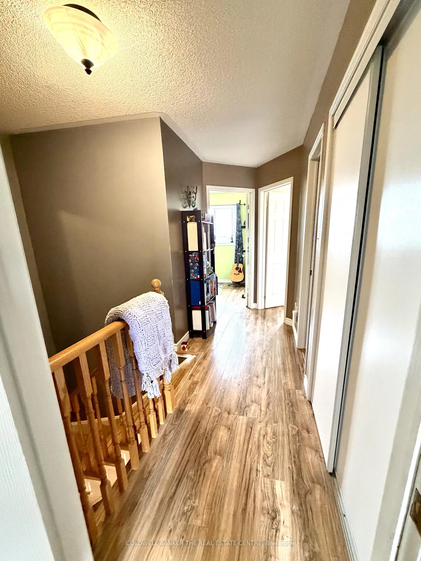 Photo 25 of 90 Bruce Crescent, Barrie, Bayshore — HOMEH