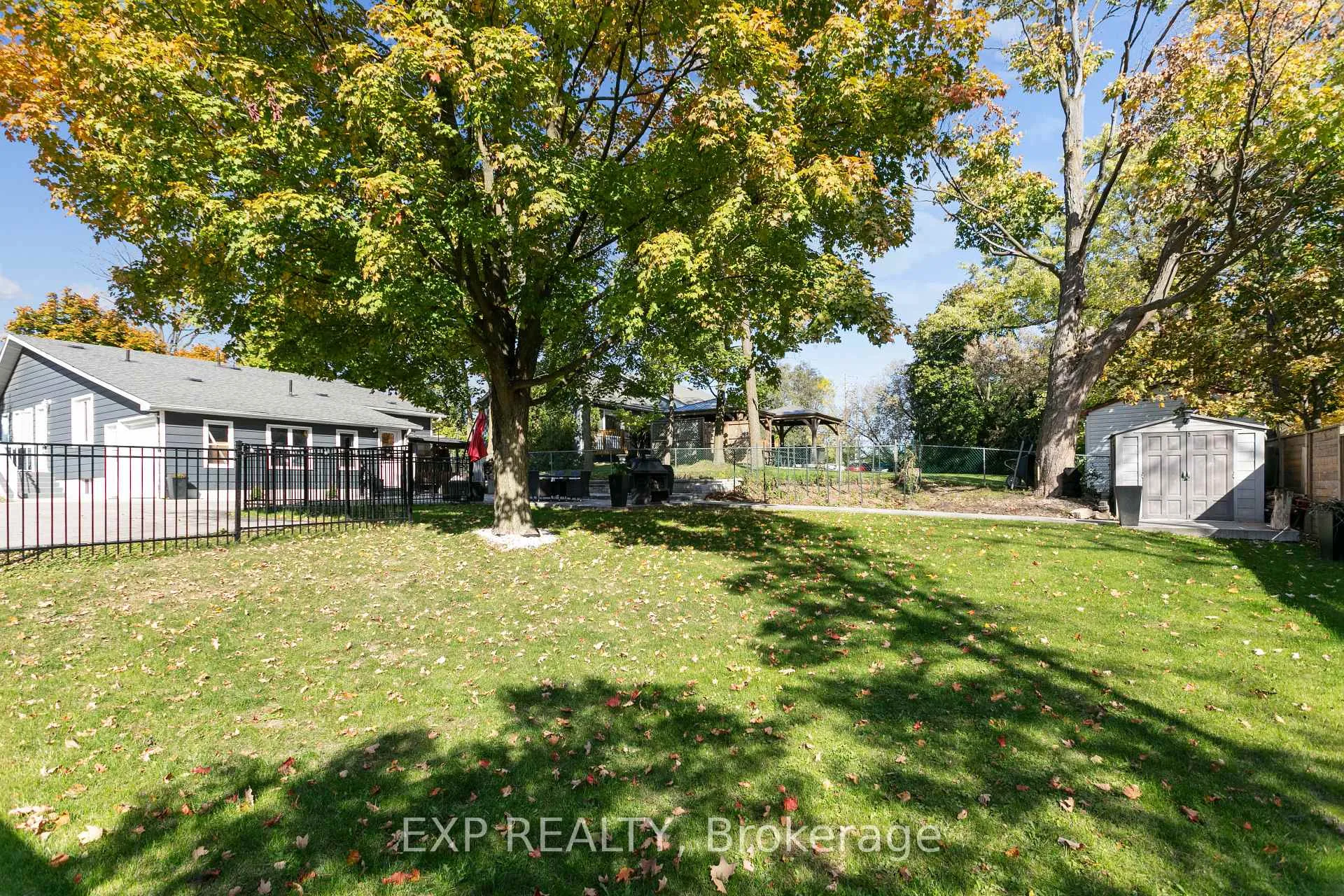 Photo 32 of 366 Dundas Street E, Hamilton, Waterdown — HOMEH