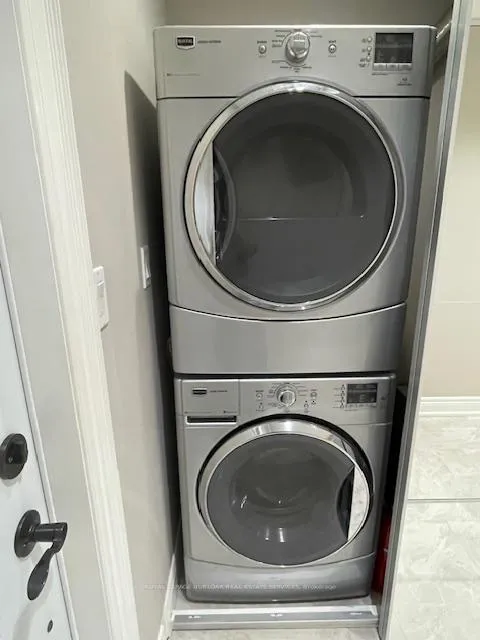 Photo 13 of Unit Lower, 847 Long Drive, Burlington, LaSalle — HOMEH