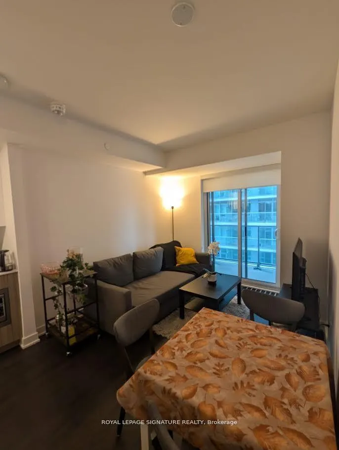 Photo 9 of Unit 1516, 195 Redpath Avenue, Toronto, Mount Pleasant West — HOMEH