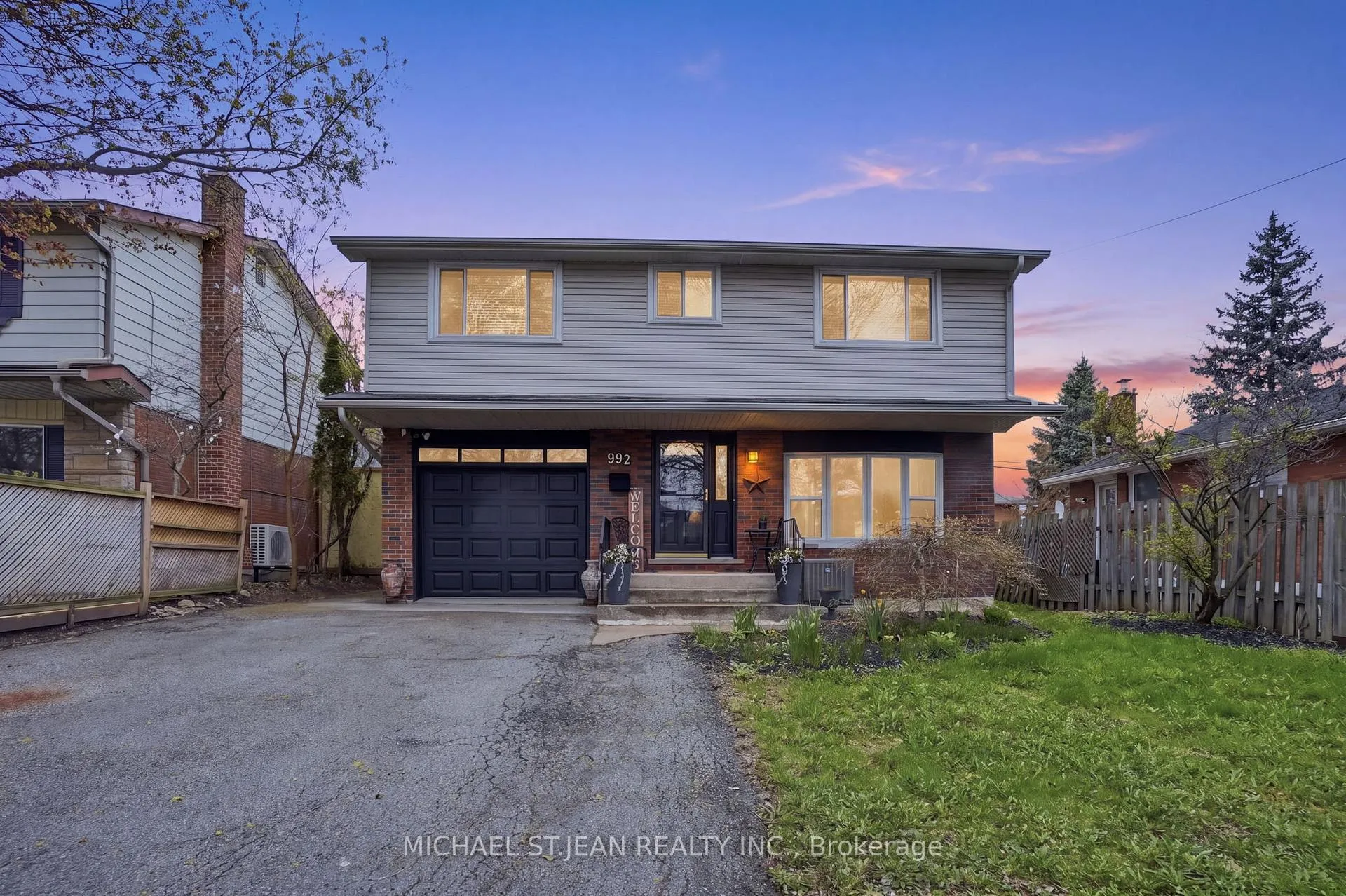 Photo 1 of 992 Garth Street, Hamilton, Gilbert — HOMEH