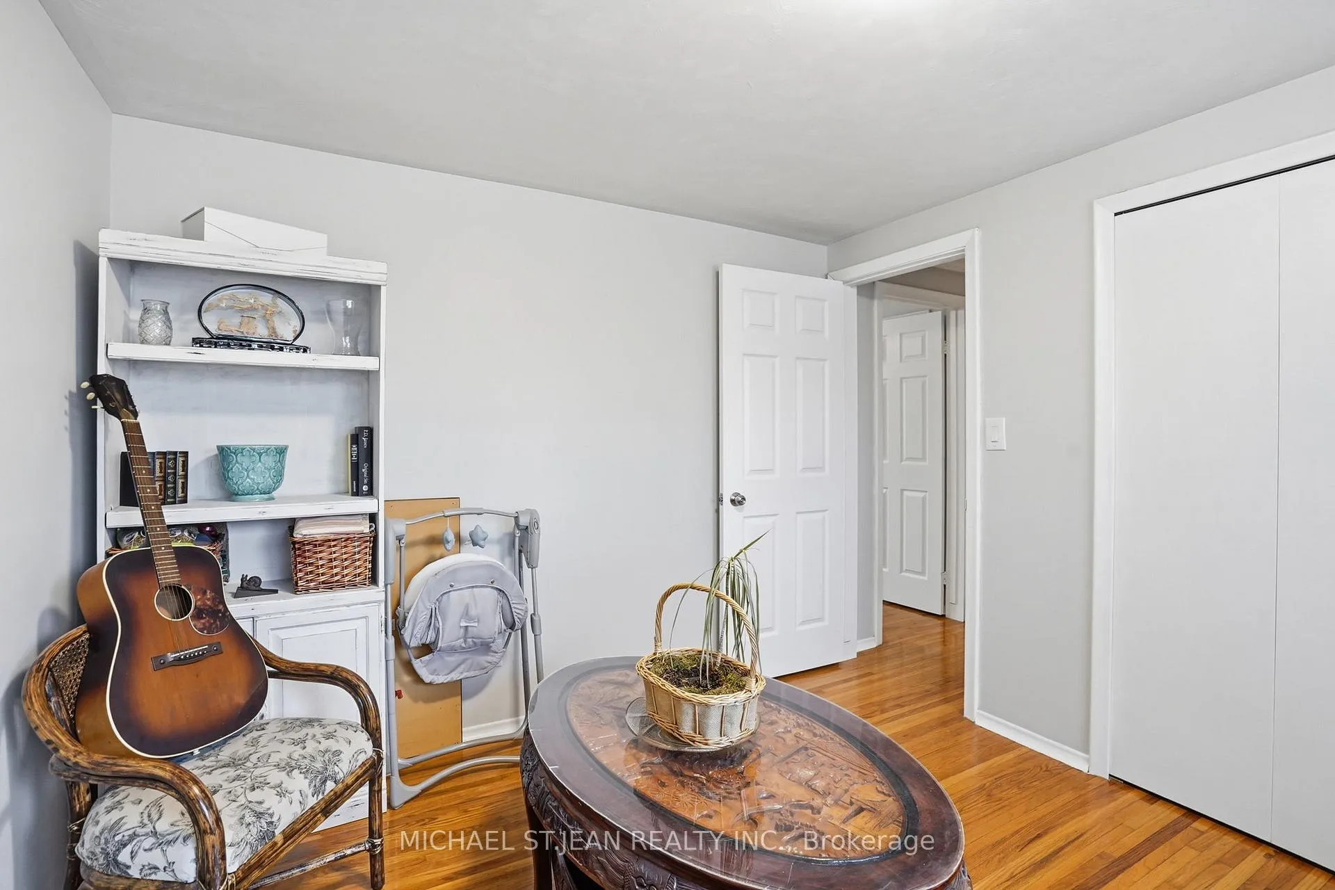 Photo 29 of 992 Garth Street, Hamilton, Gilbert — HOMEH