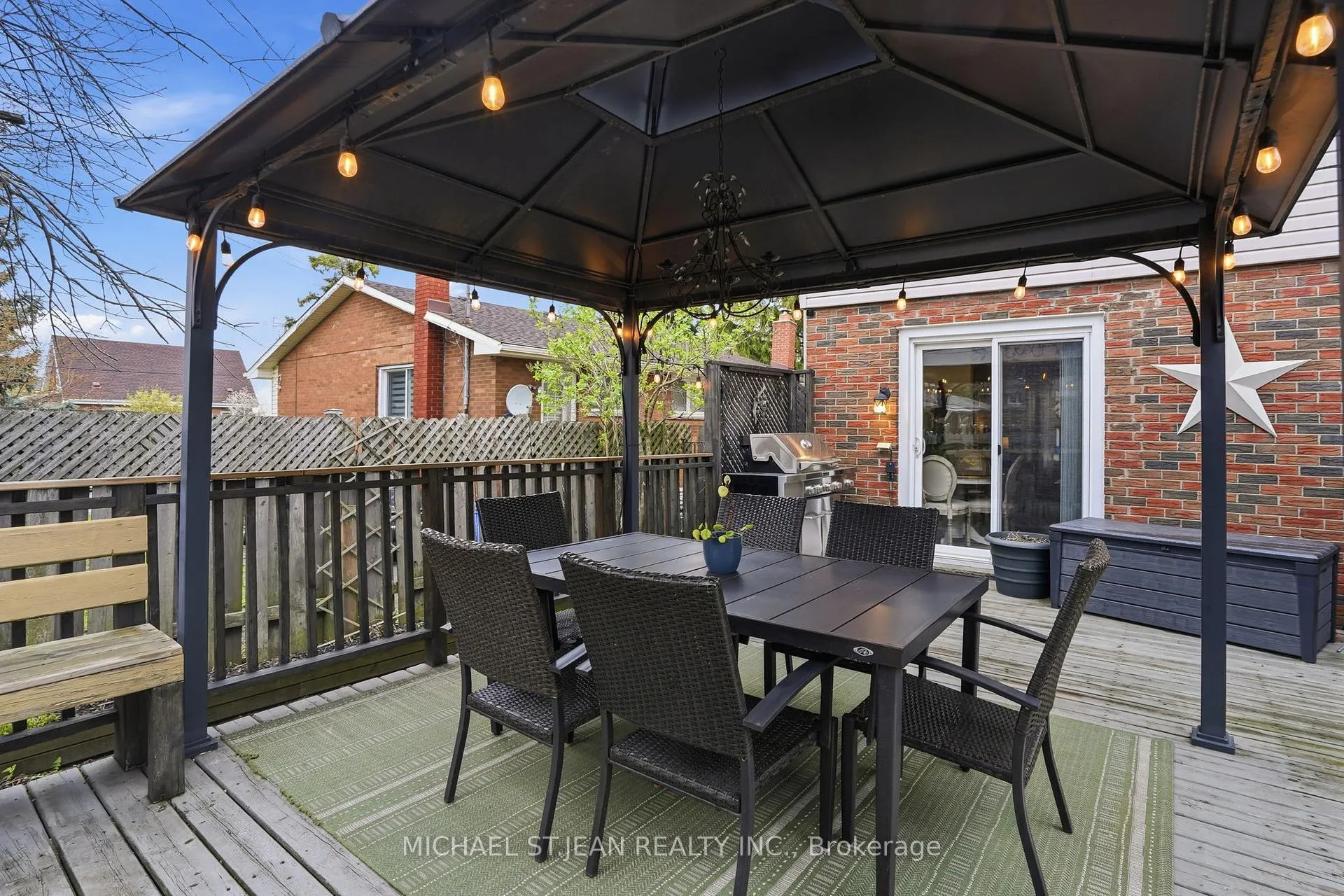 Photo 45 of 992 Garth Street, Hamilton, Gilbert — HOMEH