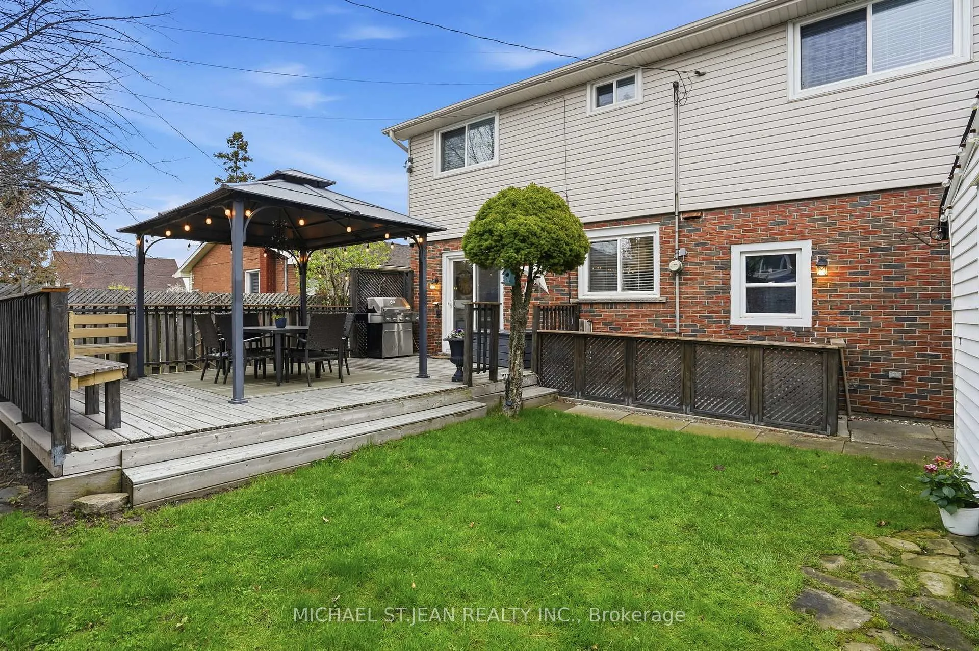 Photo 47 of 992 Garth Street, Hamilton, Gilbert — HOMEH
