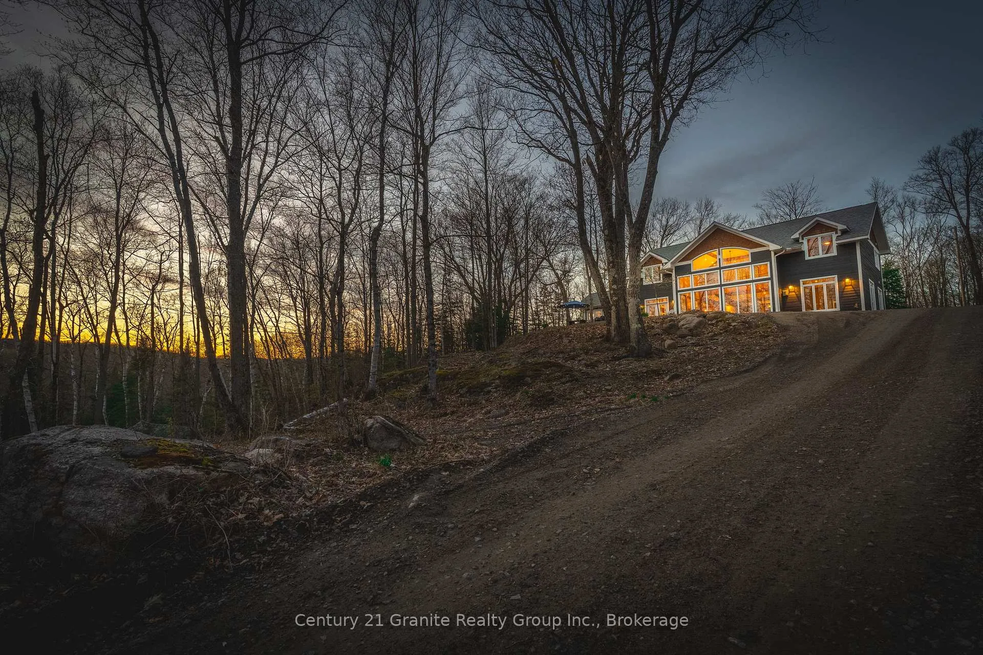 Photo 2 of 1277 Grace Road, Minden Hills, Minden — HOMEH