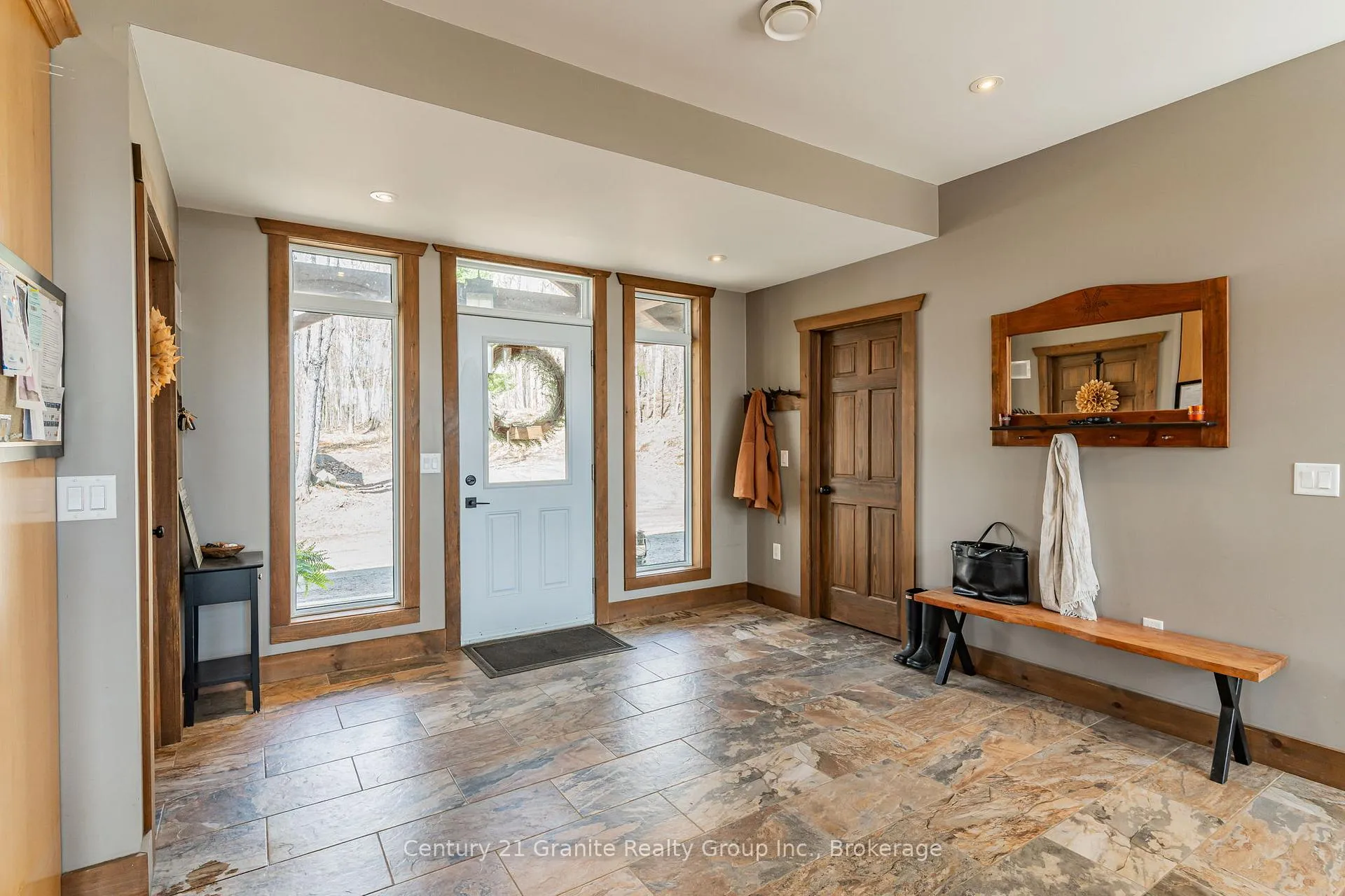 Photo 10 of 1277 Grace Road, Minden Hills, Minden — HOMEH