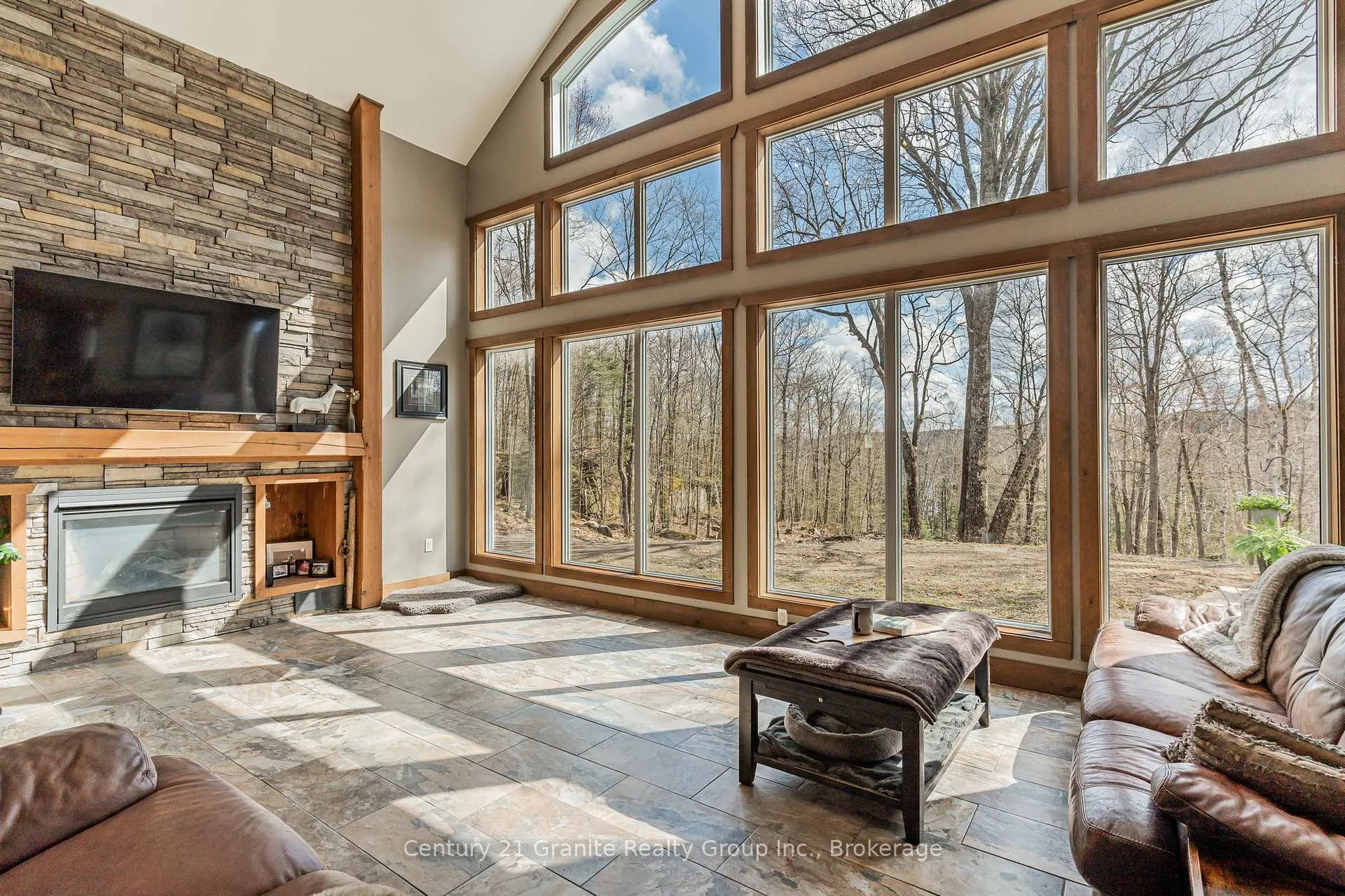 Photo 23 of 1277 Grace Road, Minden Hills, Minden — HOMEH