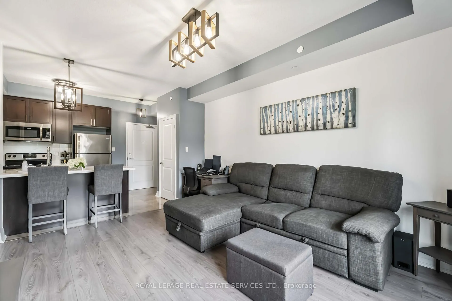Photo 13 of Unit 216, 101 Shoreview Place, Hamilton, Lakeshore — HOMEH