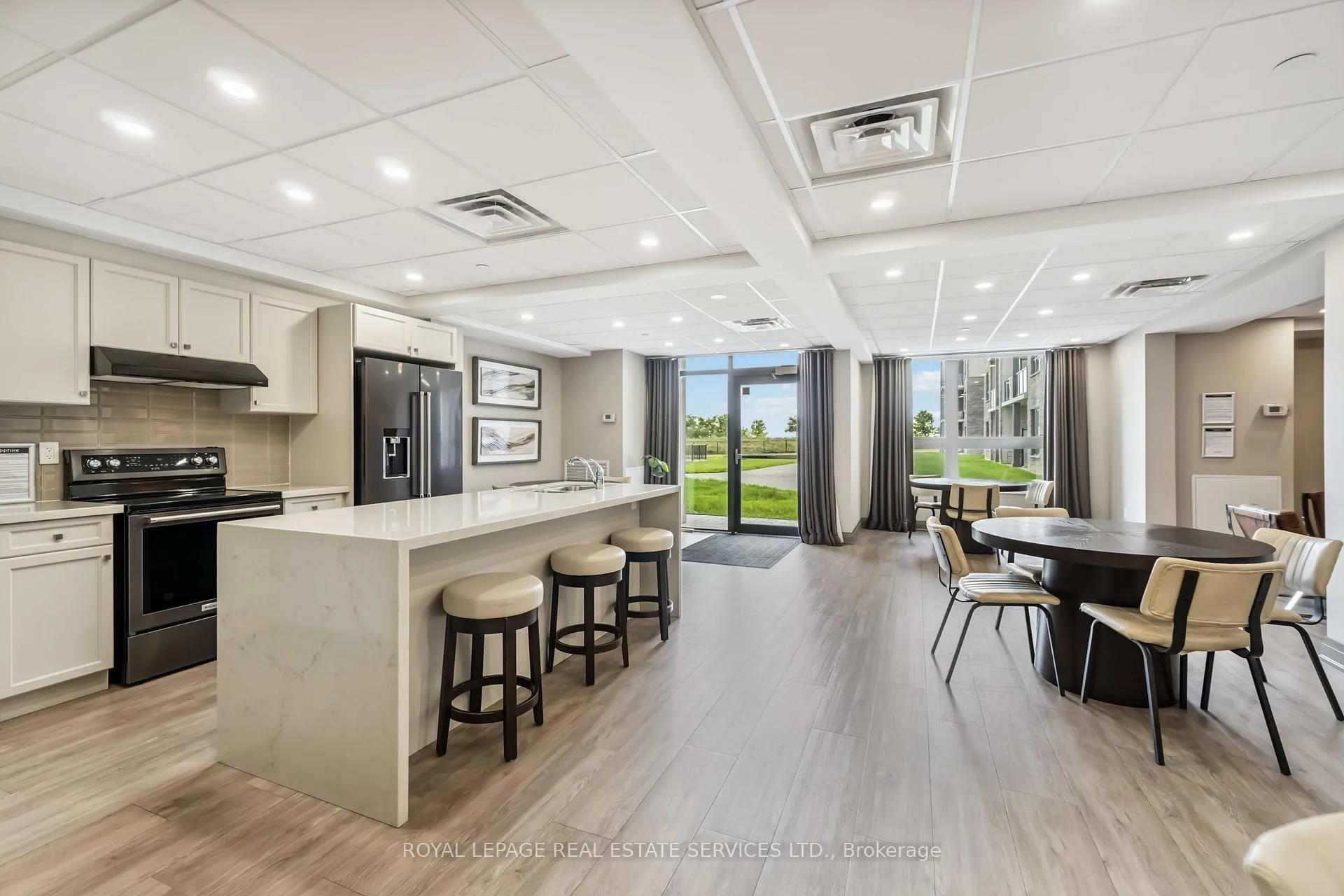 Photo 30 of Unit 216, 101 Shoreview Place, Hamilton, Lakeshore — HOMEH