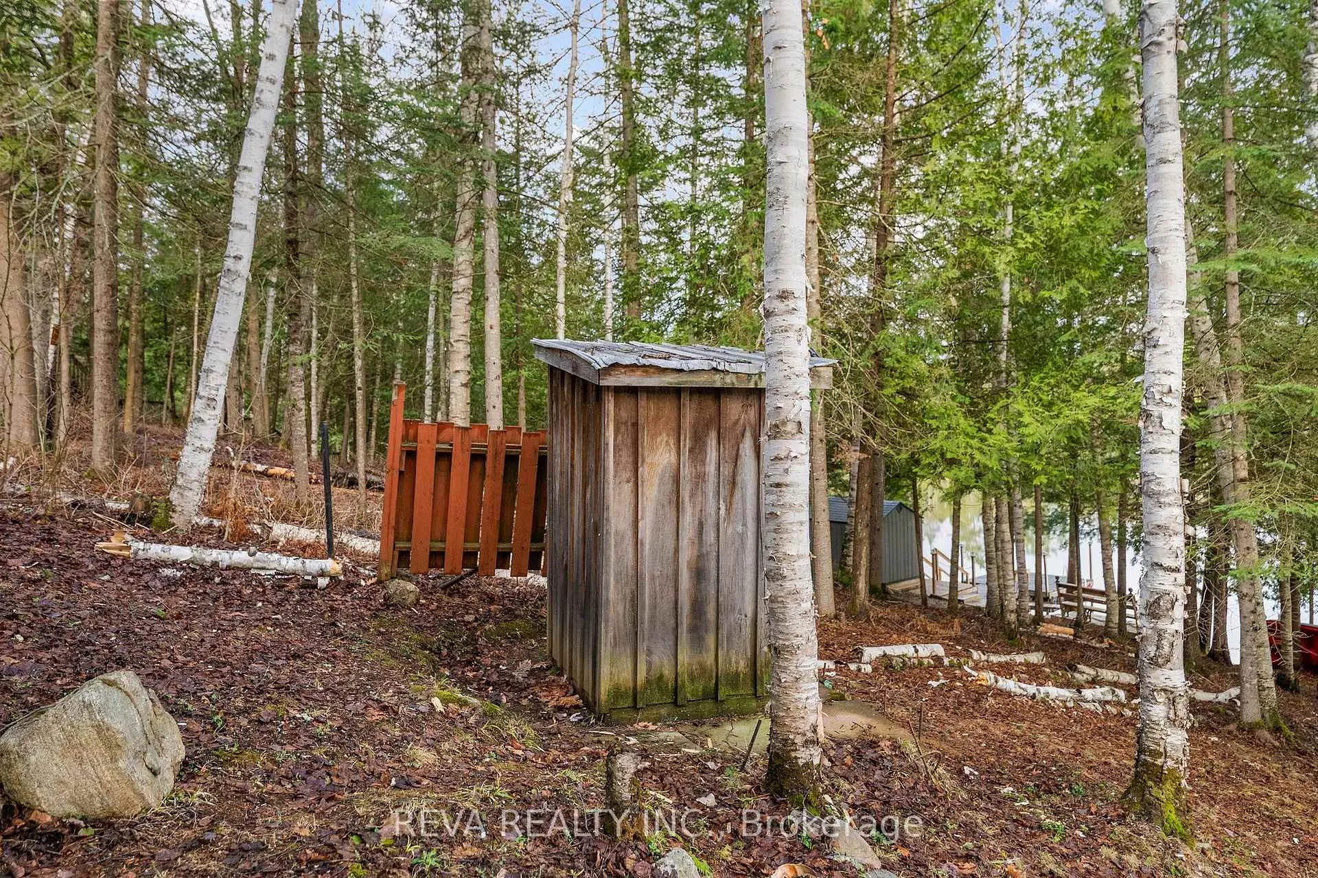 Photo 24 of 115 West Mullet Lake Drive, Faraday — HOMEH