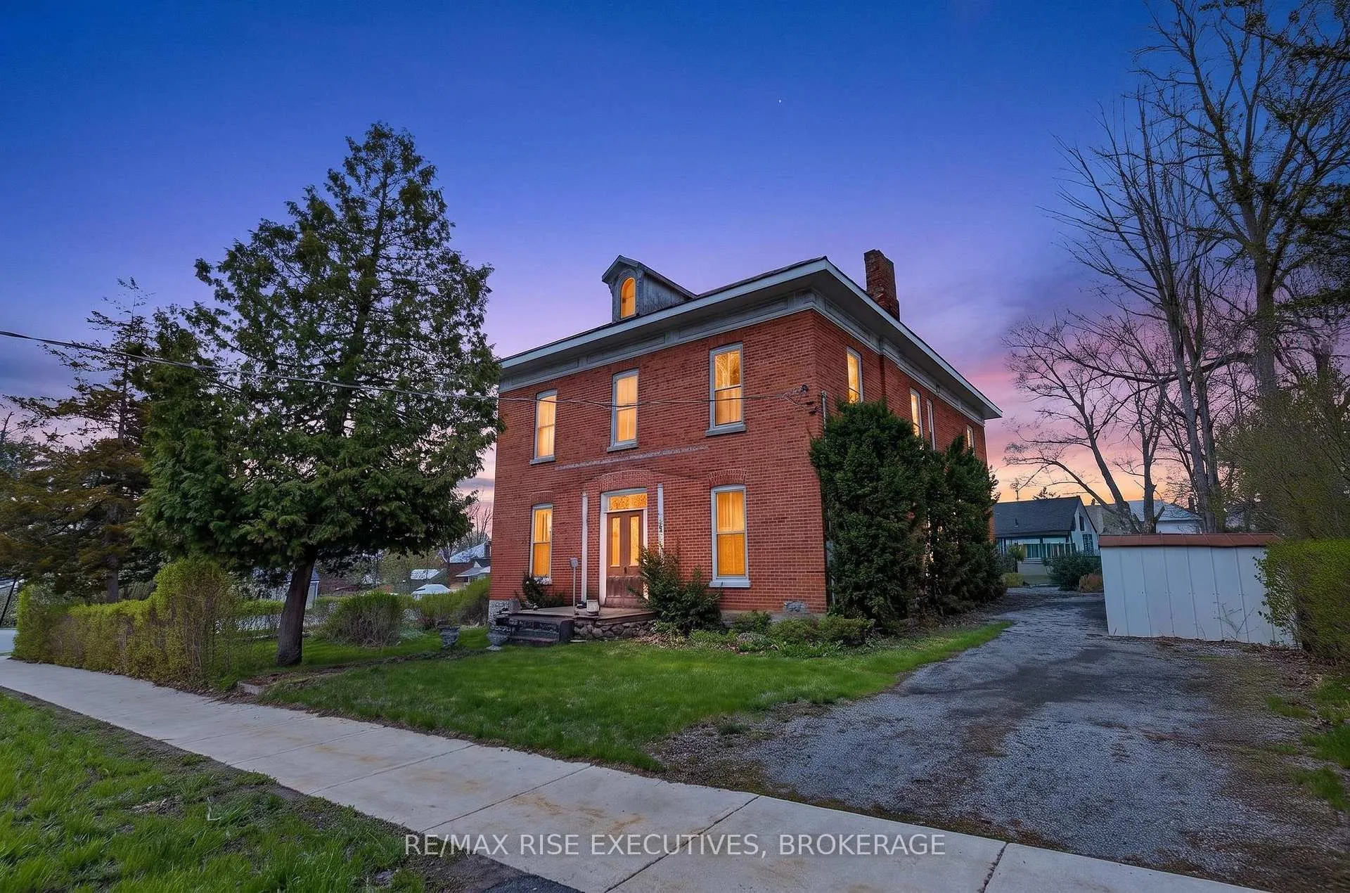 Photo 2 of 147 St George Street, Deseronto, Deseronto (Town) — HOMEH