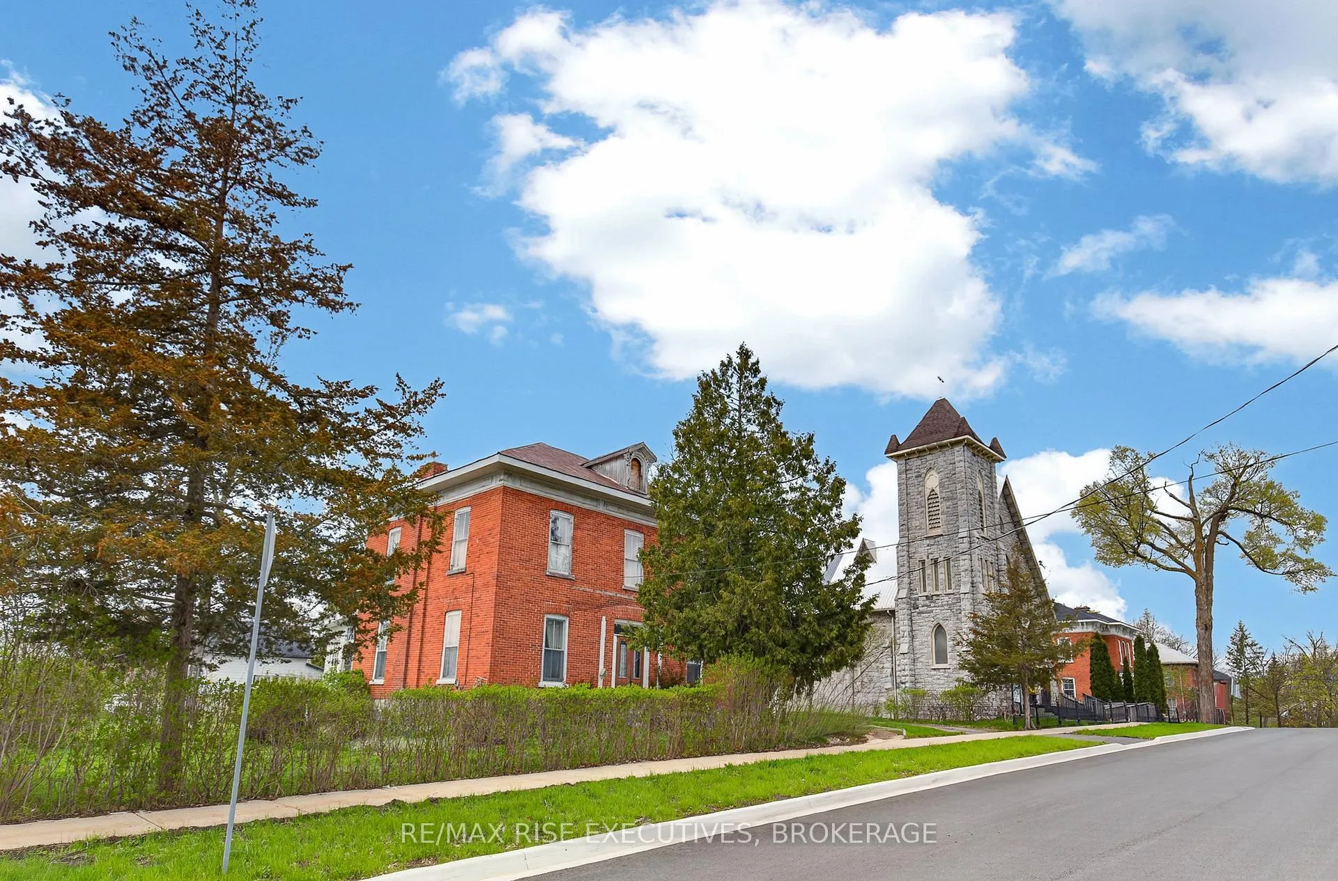 Photo 5 of 147 St George Street, Deseronto, Deseronto (Town) — HOMEH