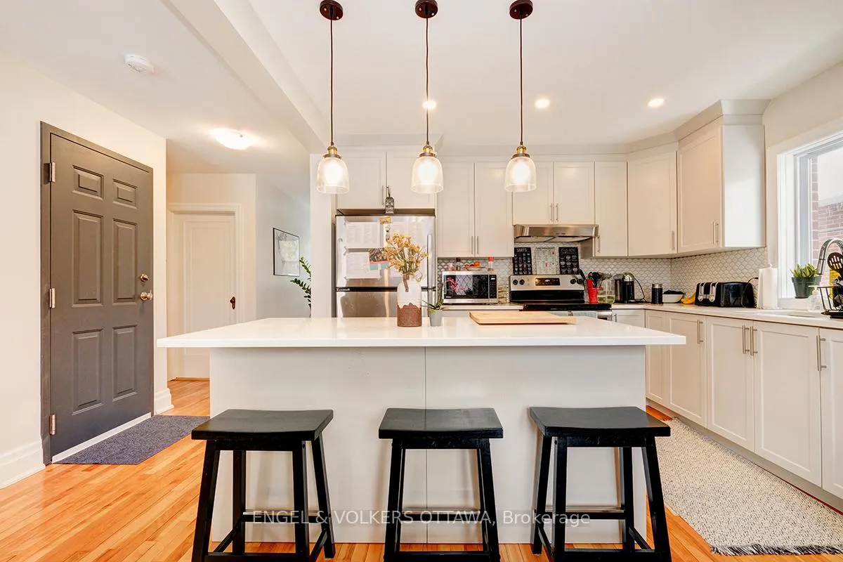 Photo 13 of Unit B, 98 Renfrew Avenue, Ottawa, Glebe — HOMEH