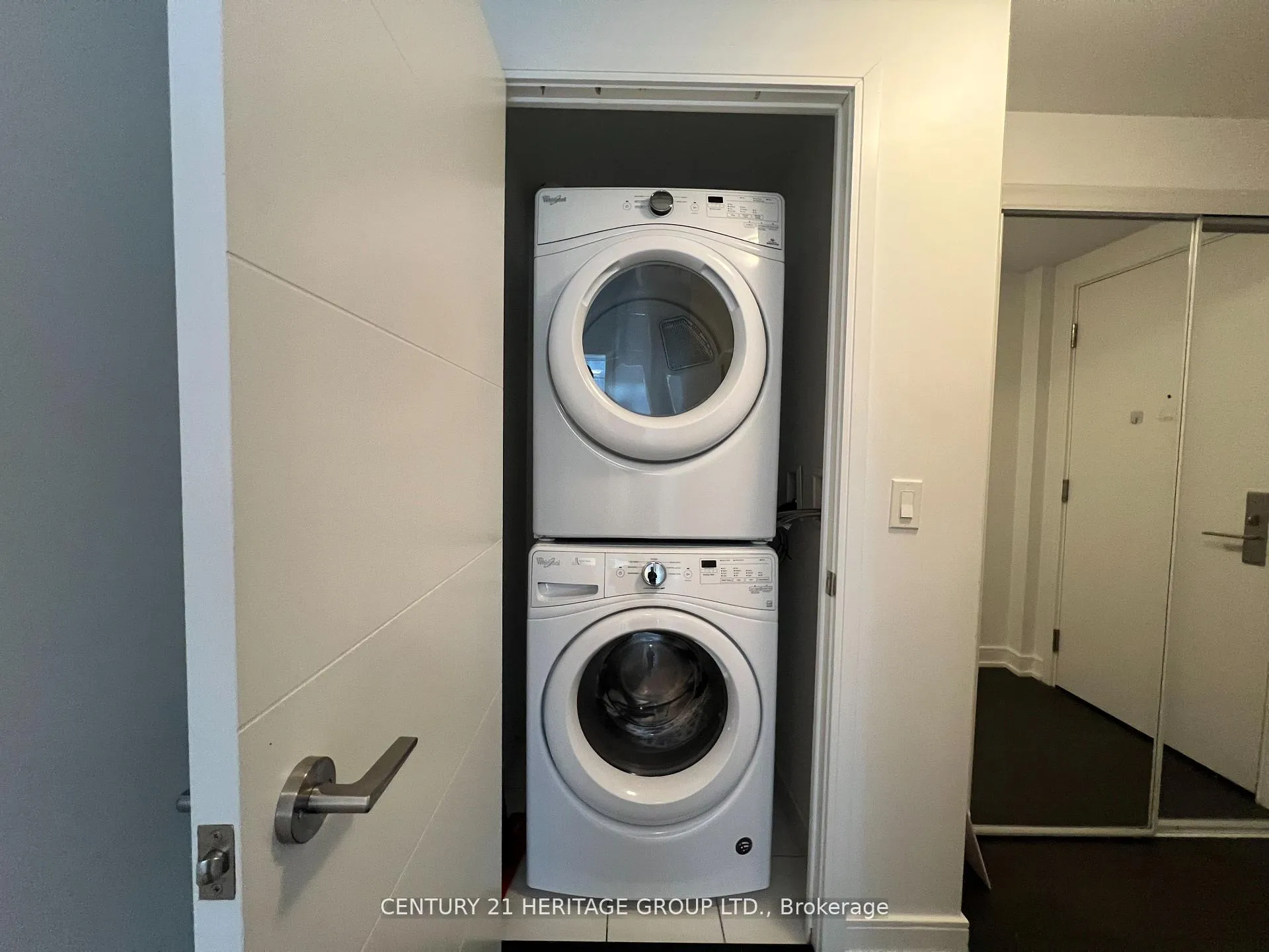 Photo 6 of Unit 1202, 50 Wellesley Street E, Toronto, Church-Yonge Corridor — HOMEH