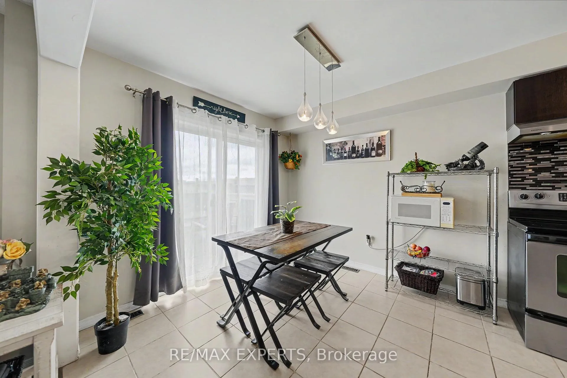Photo 9 of 1261 Benson Street, Innisfil, Alcona — HOMEH