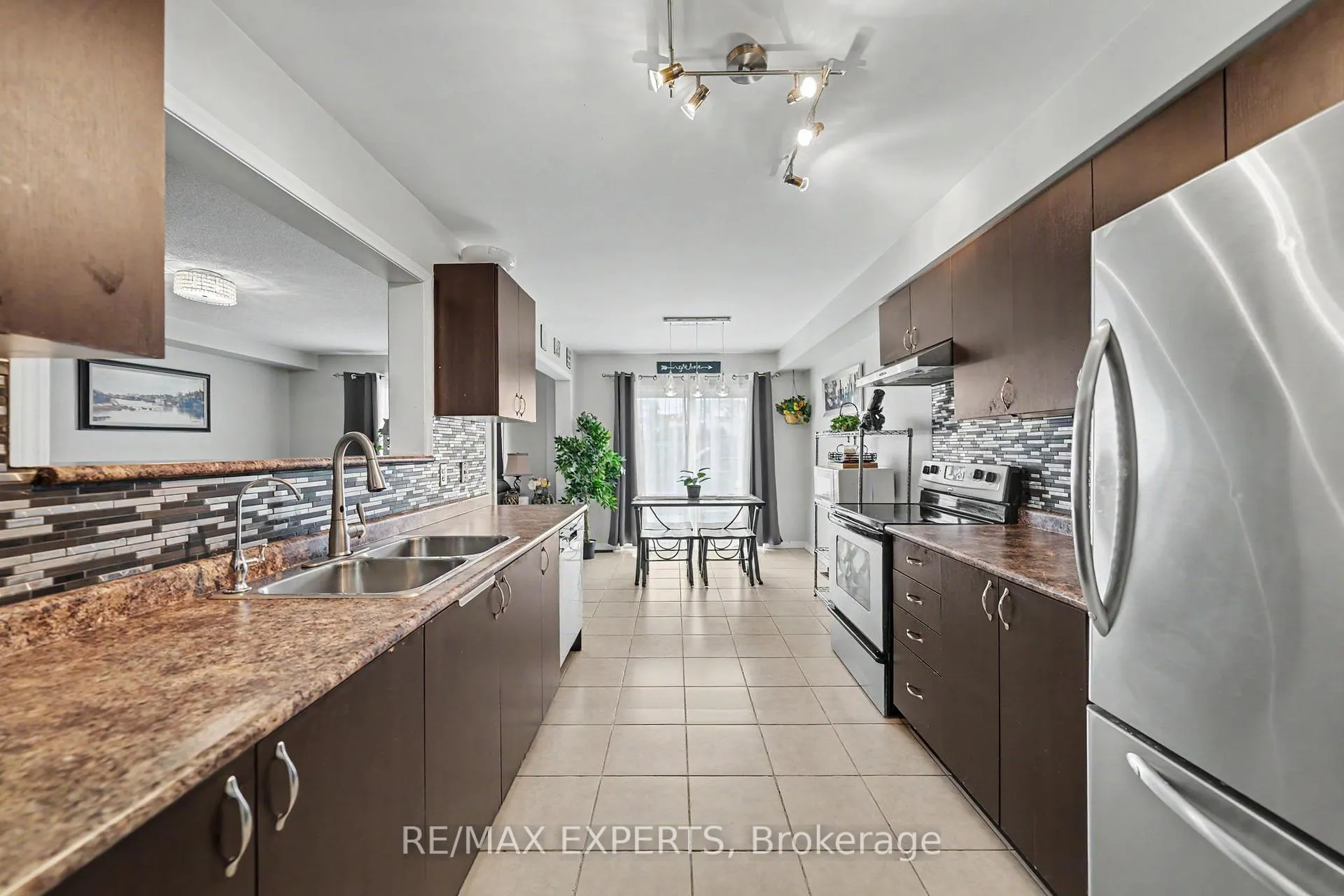 Photo 10 of 1261 Benson Street, Innisfil, Alcona — HOMEH