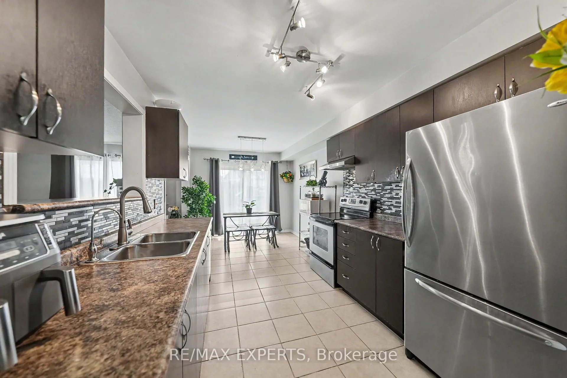 Photo 8 of 1261 Benson Street, Innisfil, Alcona — HOMEH