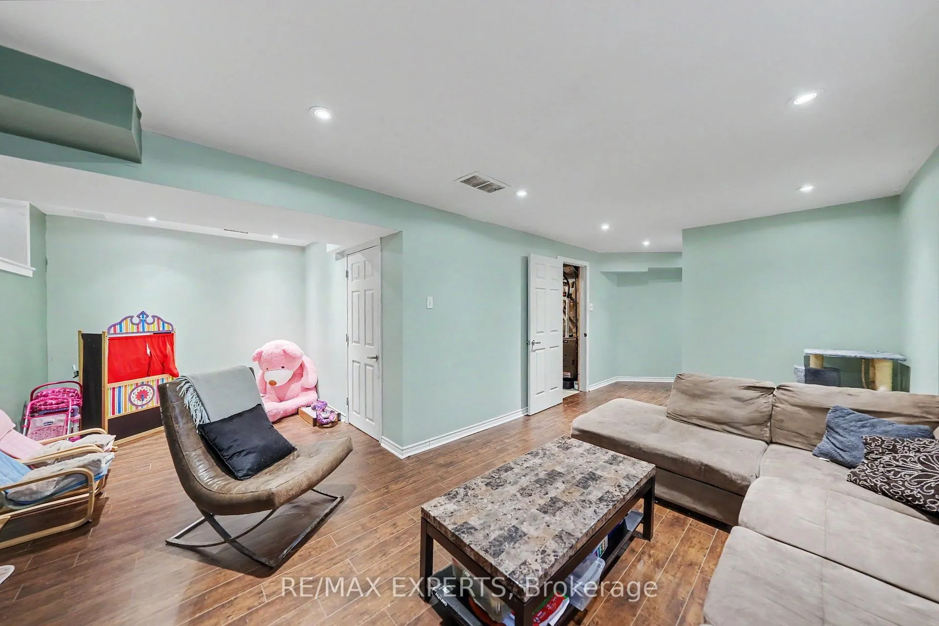 Photo 19 of 1261 Benson Street, Innisfil, Alcona — HOMEH