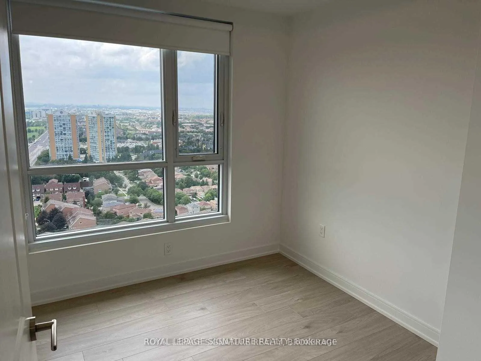 Photo 6 of Unit 3001, 8 Nahani Way, Mississauga, Hurontario — HOMEH
