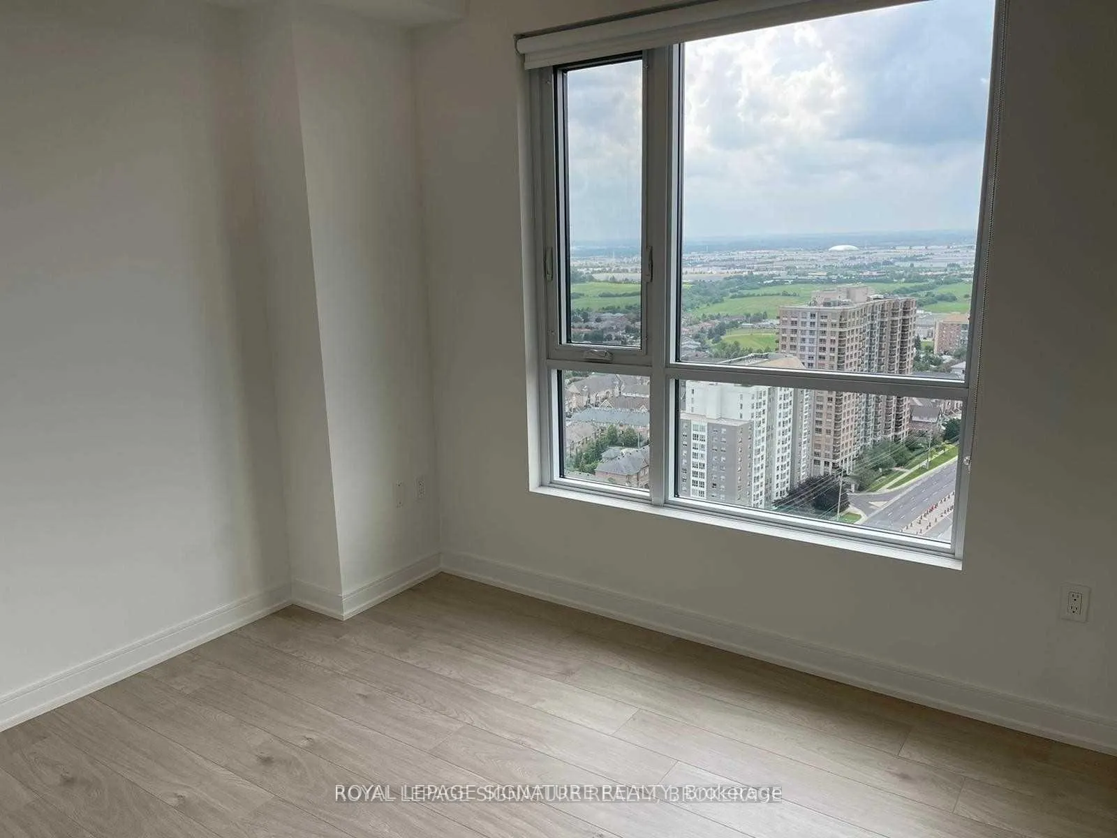 Photo 7 of Unit 3001, 8 Nahani Way, Mississauga, Hurontario — HOMEH